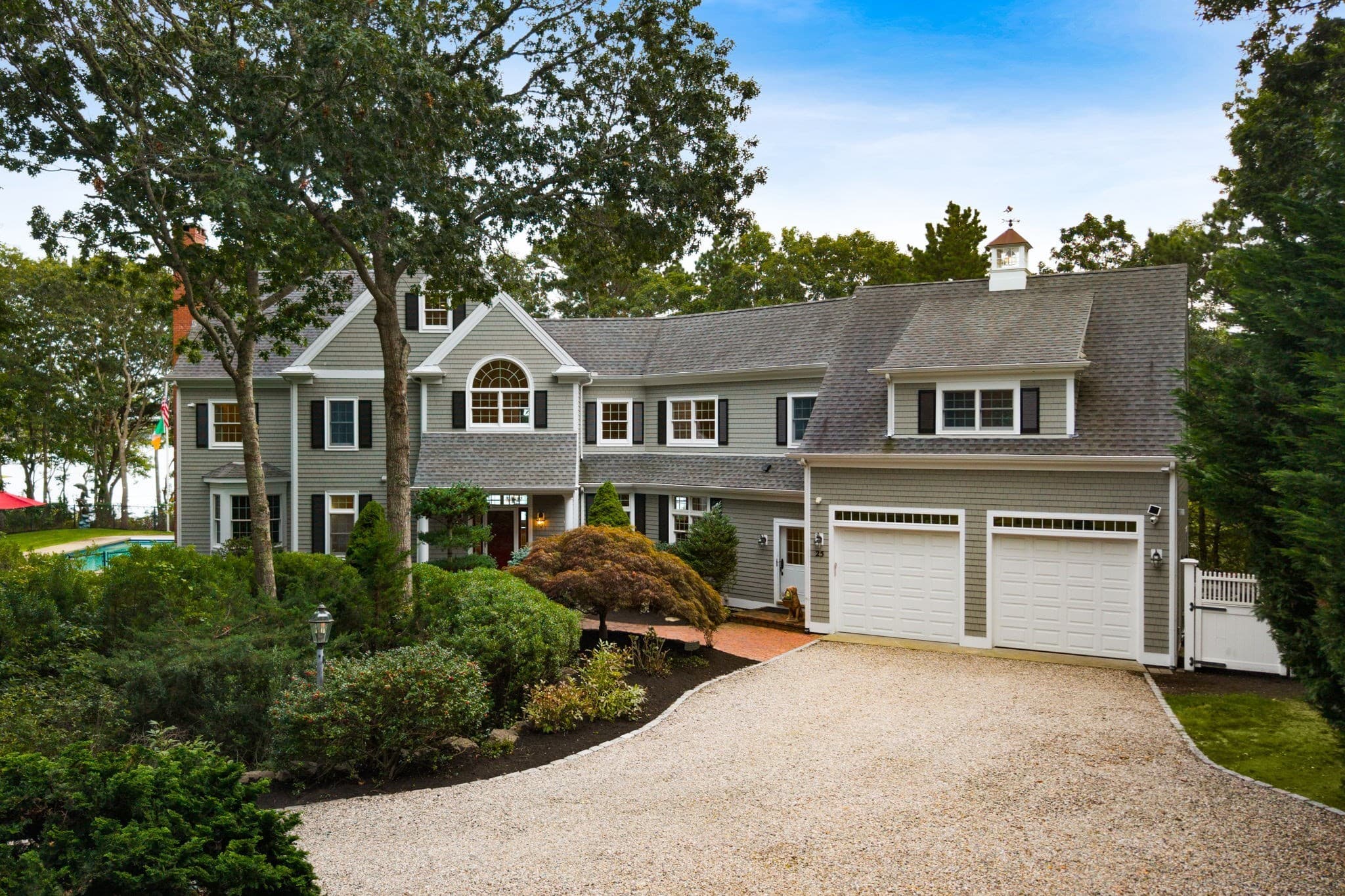 25 Duck Blind Rd, Falmouth MA 02536