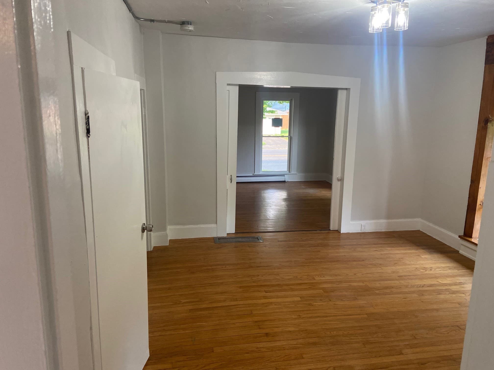3 Family at 30 Sugarloaf Street, Deerfield MA 01373, Deerfield, photo 11 of 18