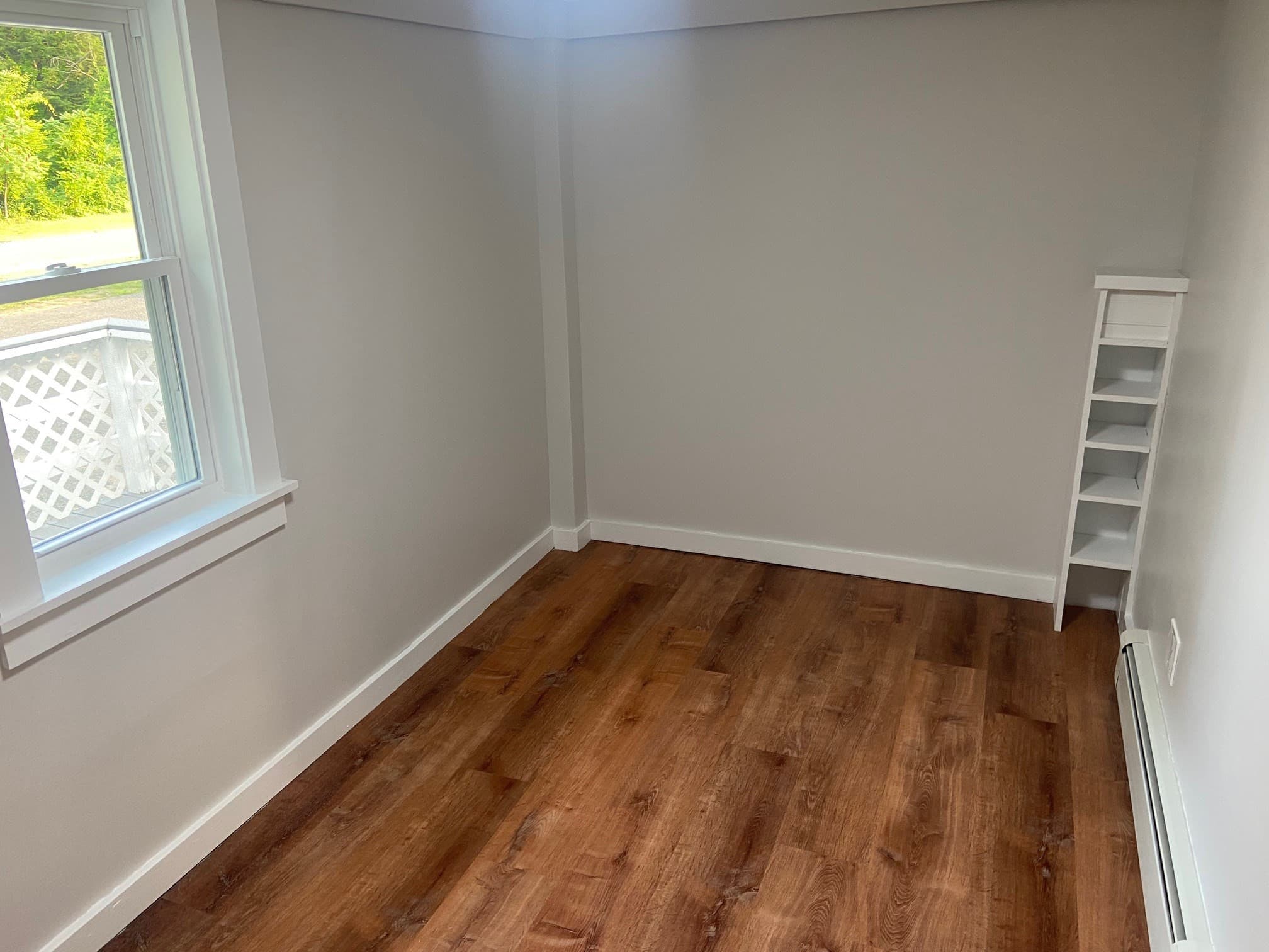3 Family at 30 Sugarloaf Street, Deerfield MA 01373, Deerfield, photo 8 of 18