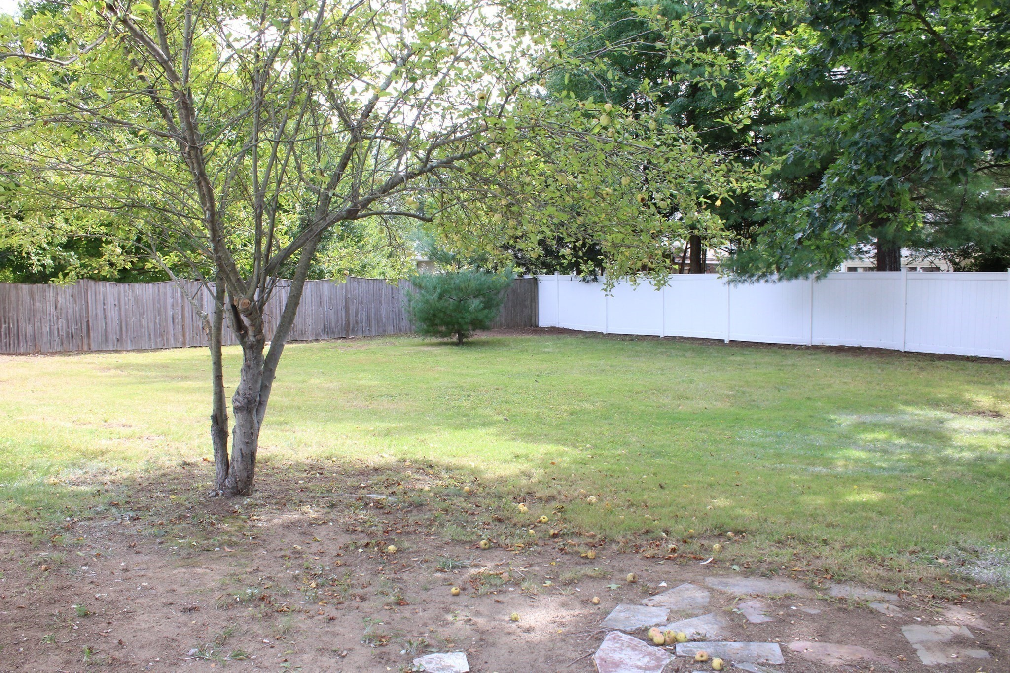 Single Family Residence at 158 Woodcrest Rd, Springfield MA 01029, Springfield, photo 17 of 20