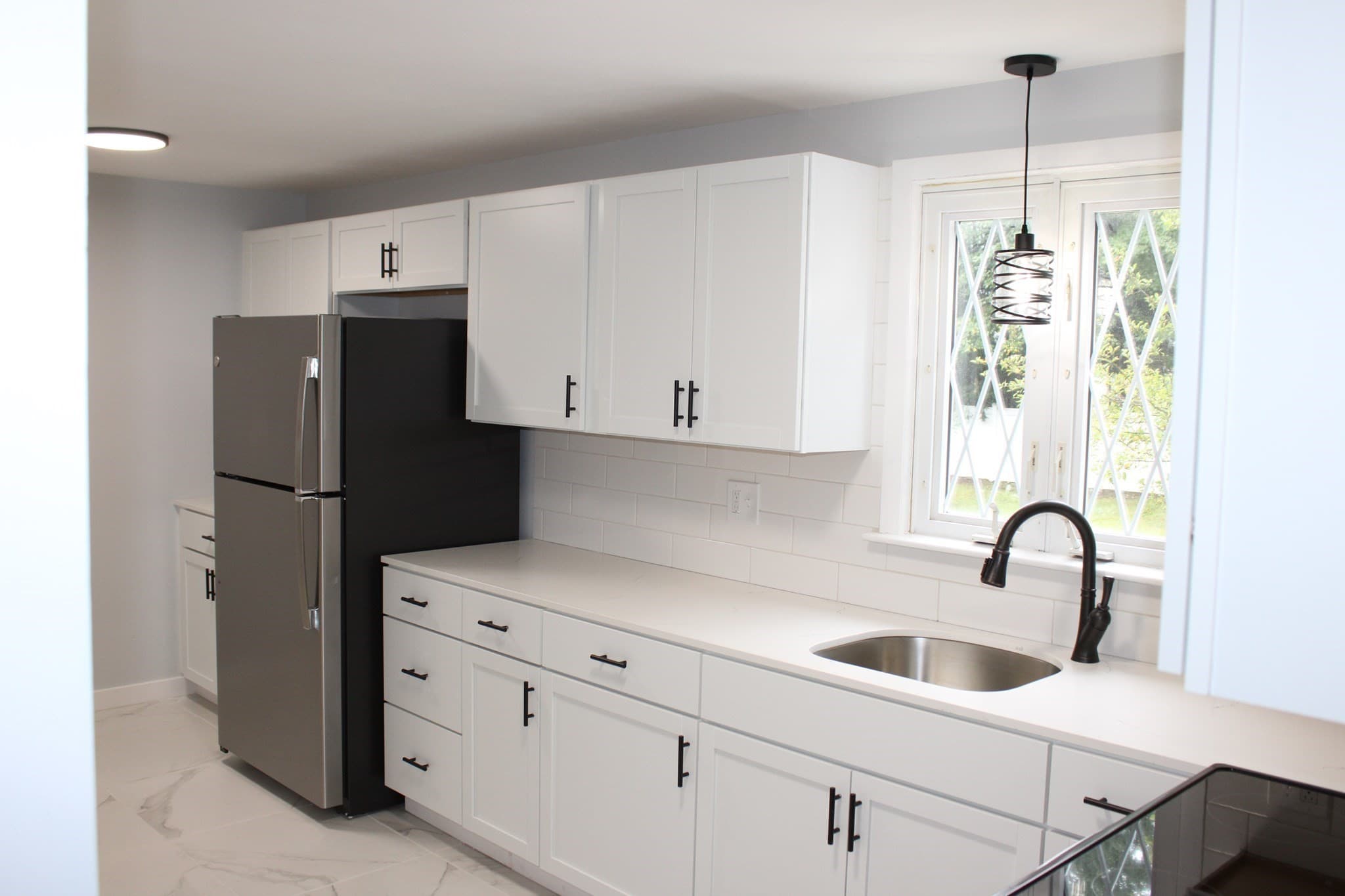 Single Family Residence at 158 Woodcrest Rd, Springfield MA 01029, Springfield, photo 4 of 20