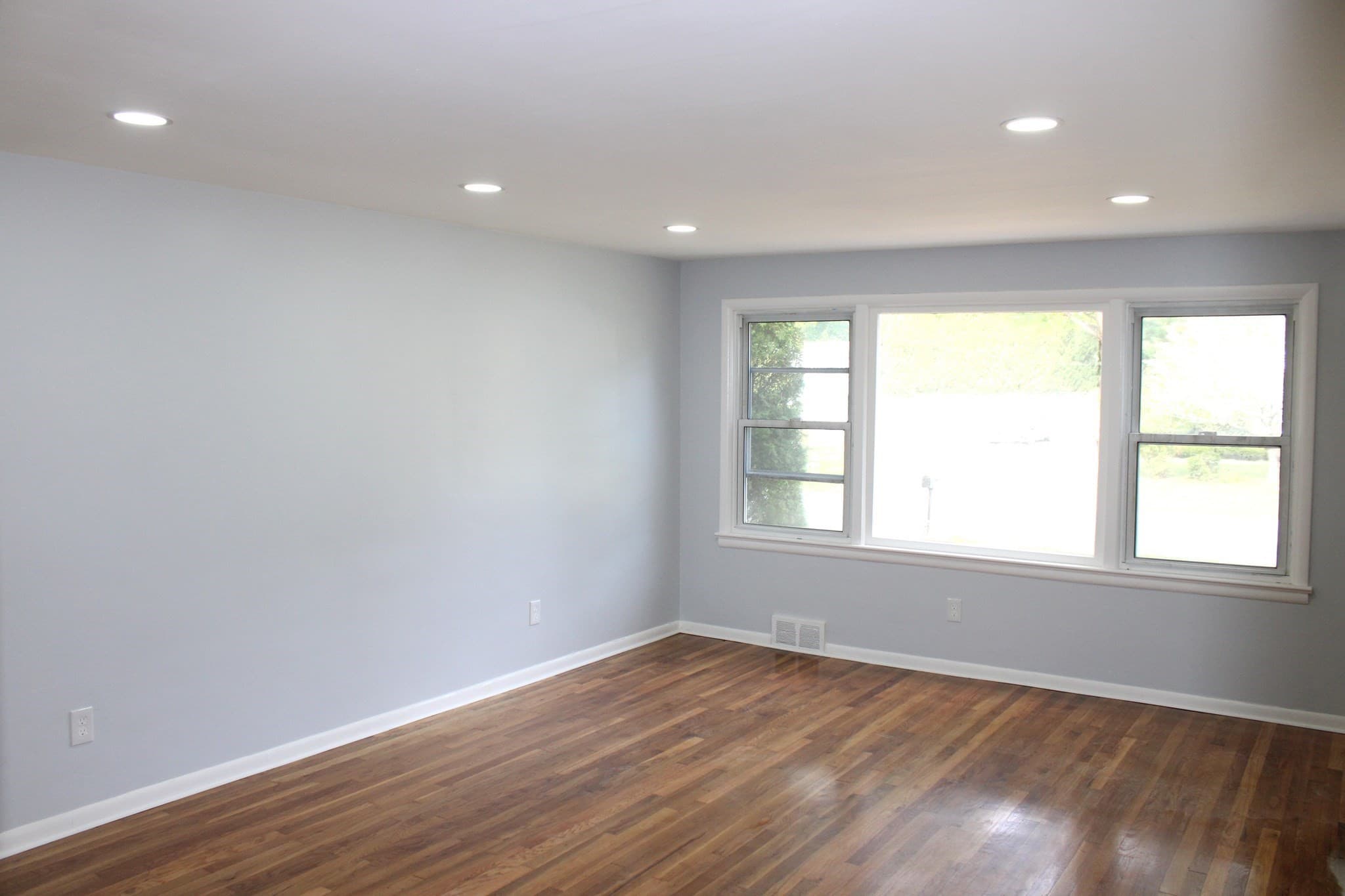 Single Family Residence at 158 Woodcrest Rd, Springfield MA 01029, Springfield, photo 8 of 20