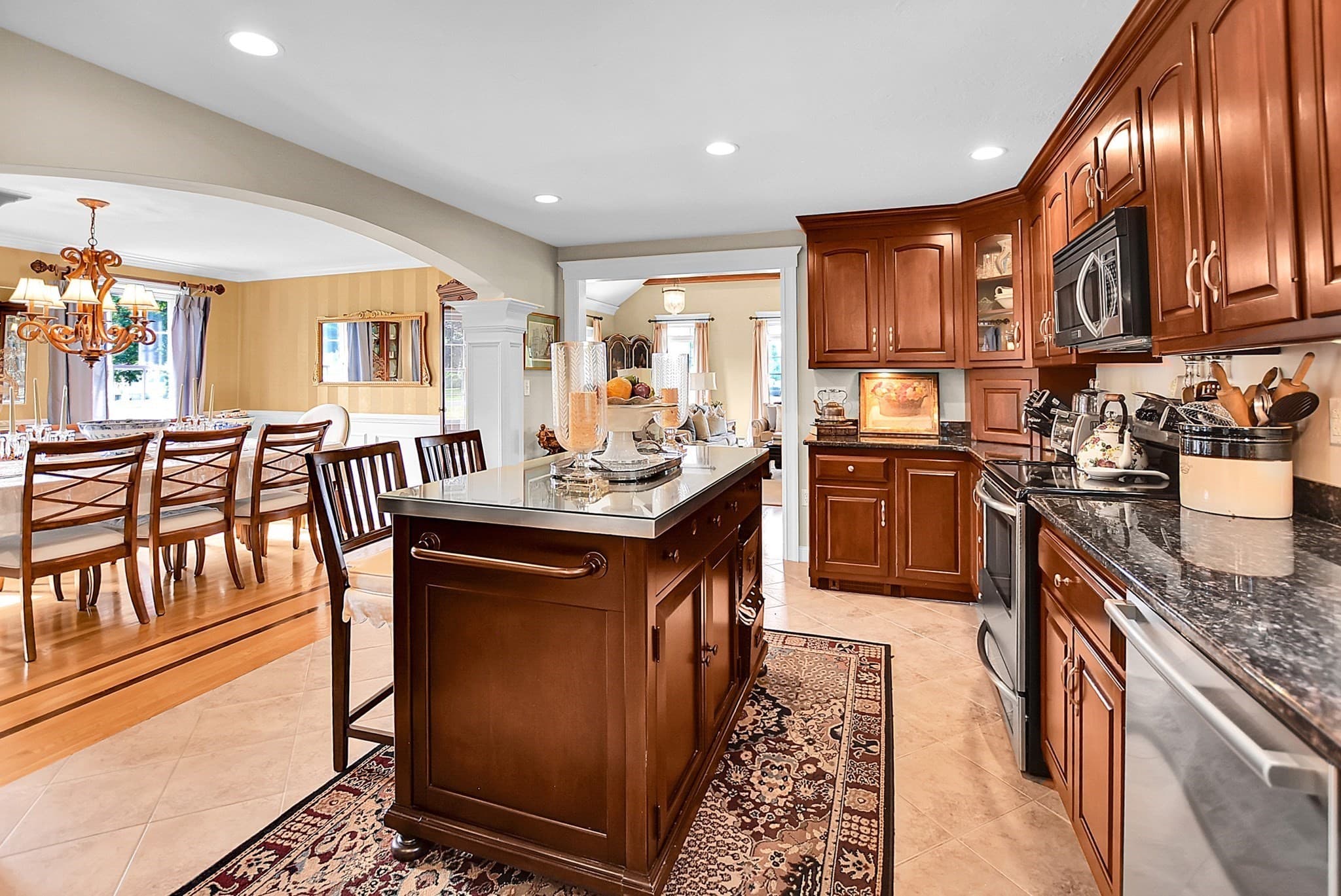 Single Family Residence at 82 Bellingham Rd, Blackstone MA 01504, Blackstone, photo 8 of 32