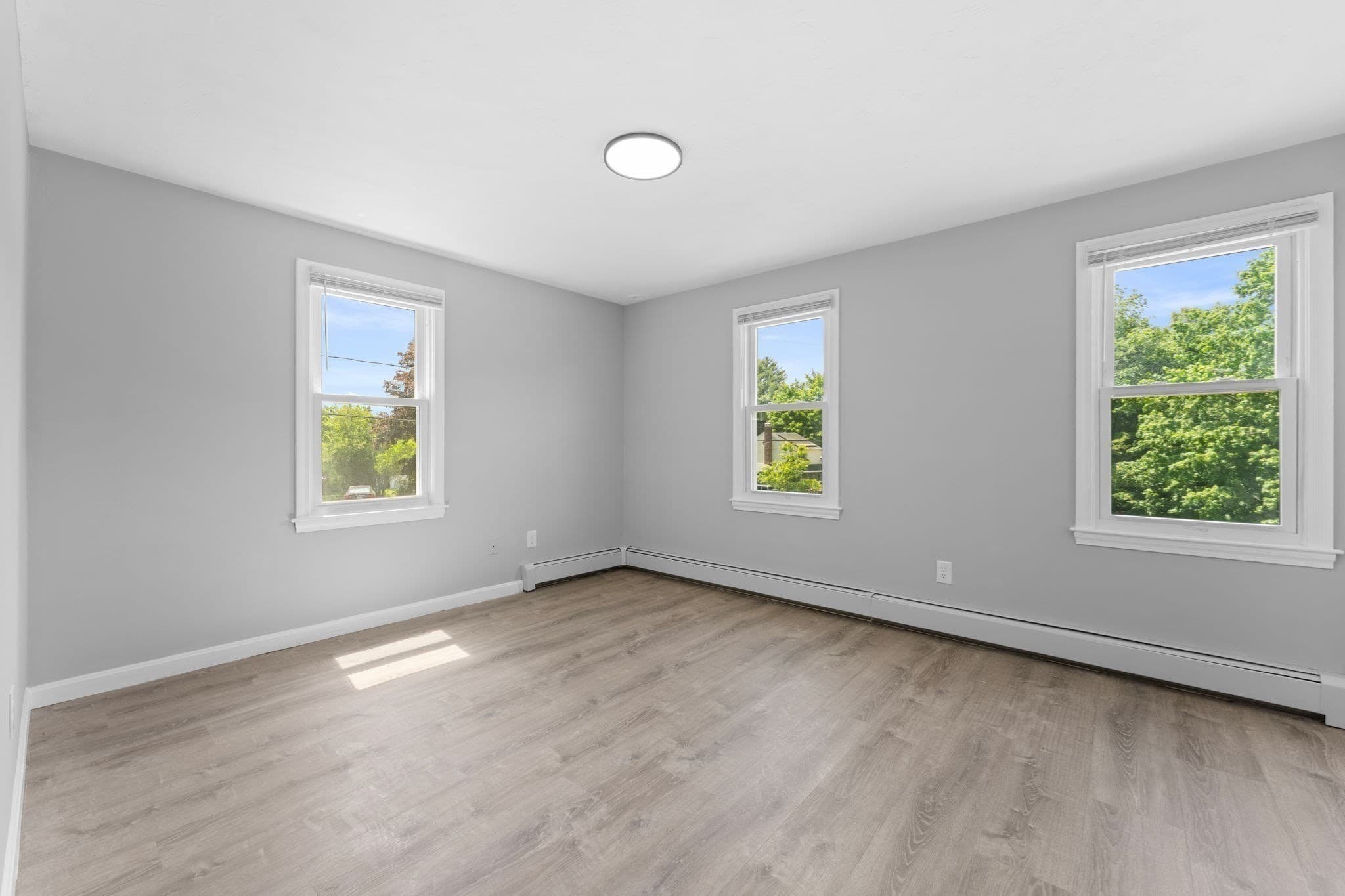 Single Family Residence at 5 Tuckoosa Cir, Bridgewater MA 02324, Bridgewater, photo 27 of 38