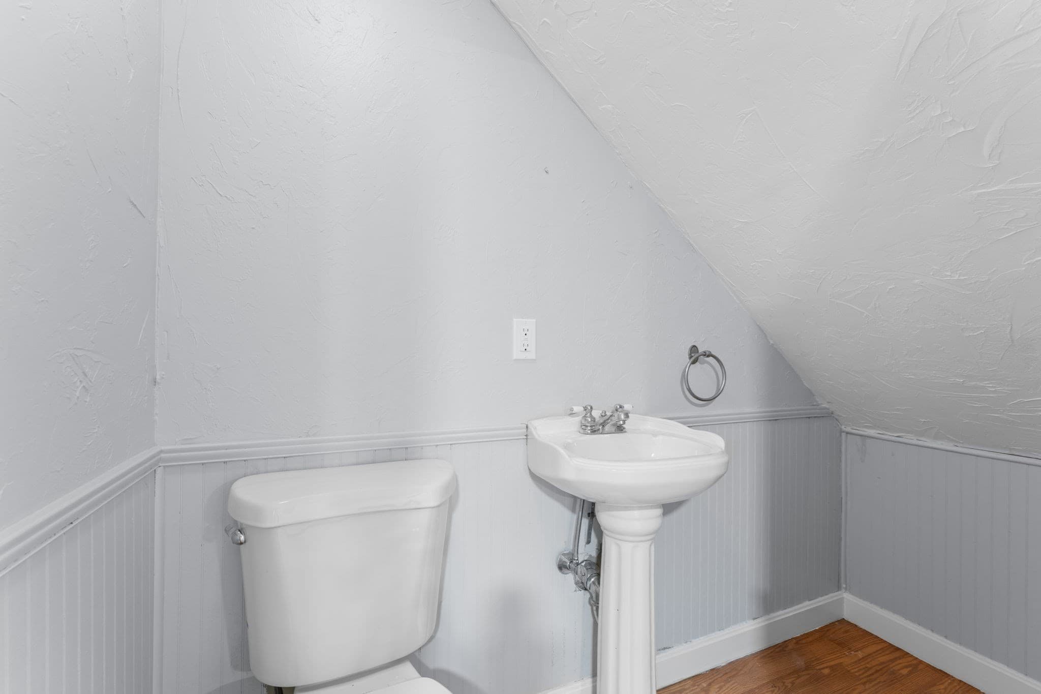 Single Family Residence at 5 Tuckoosa Cir, Bridgewater MA 02324, Bridgewater, photo 37 of 38