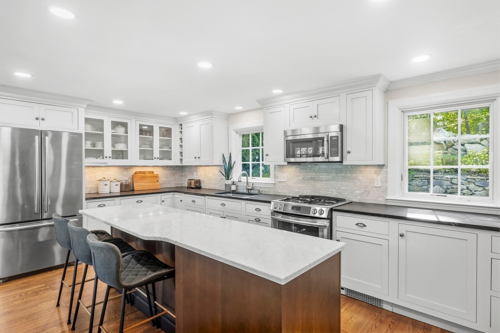 Single Family Residence at 37 Century Ln, Milton MA 02186, Milton, photo 3 of 32