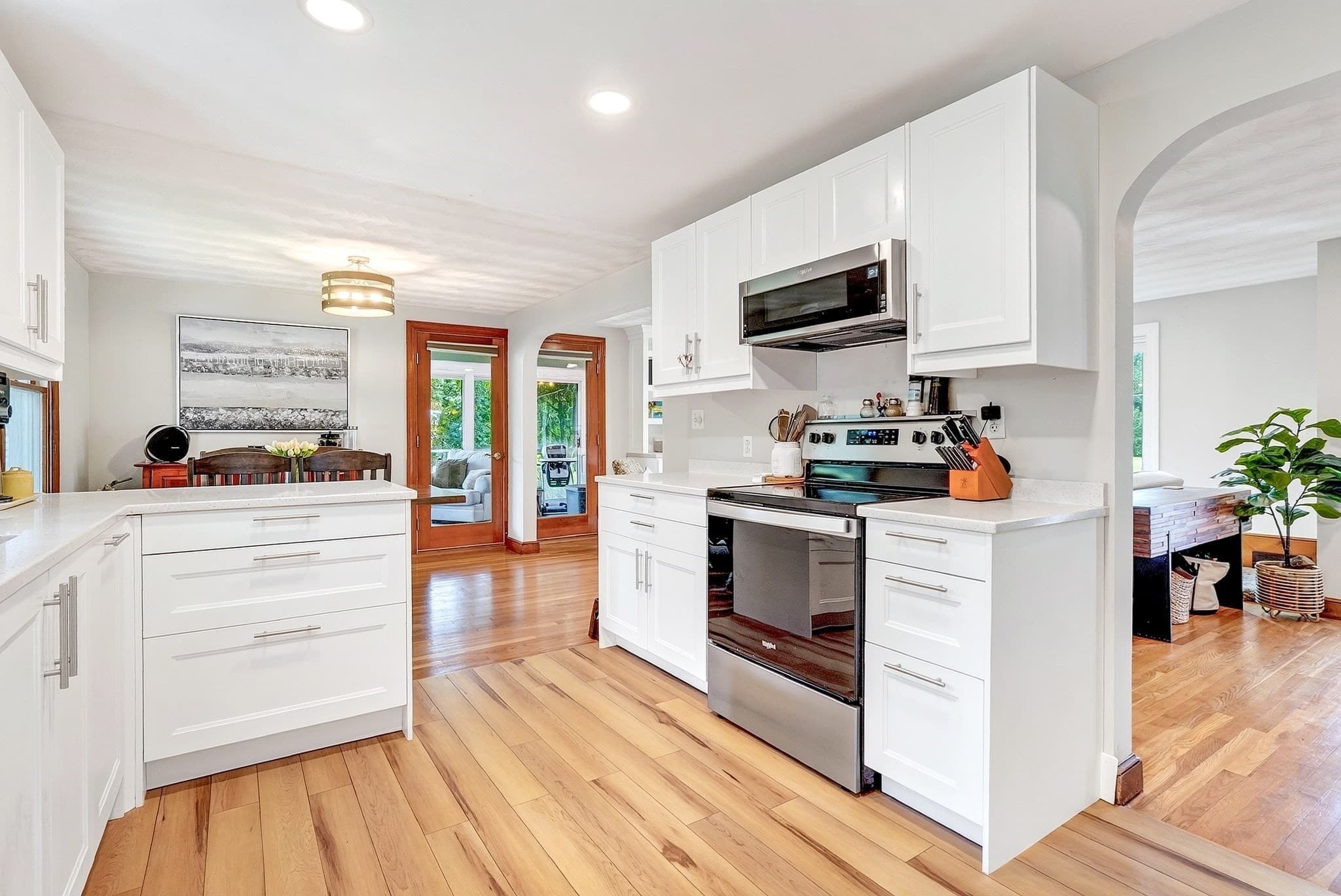 Single Family Residence at 6 Sprucewood Rd, Wilmington MA 01887, Wilmington, photo 10 of 38