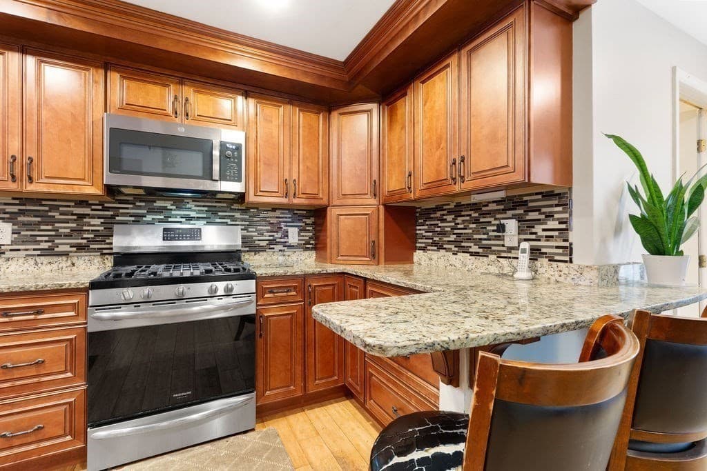 Single Family Residence at 71 Dwinell Rd, Taunton MA 02780, Taunton, photo 4 of 29