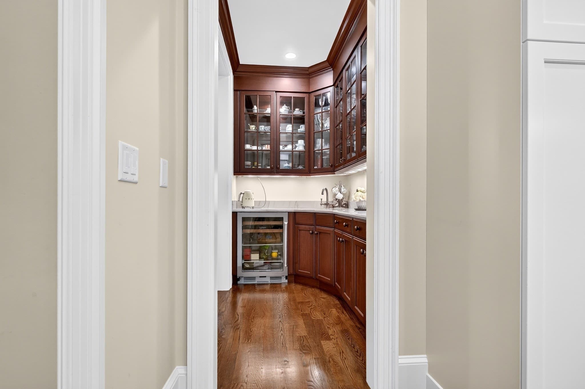 Single Family Residence at 14 Hastings Rd, Lexington MA 02421, Lexington, photo 9 of 42