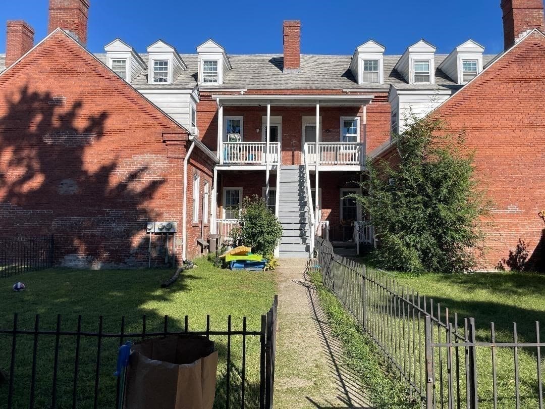 Multi Family at 11 Center Street, Holyoke MA 01040, Holyoke, photo 7 of 22