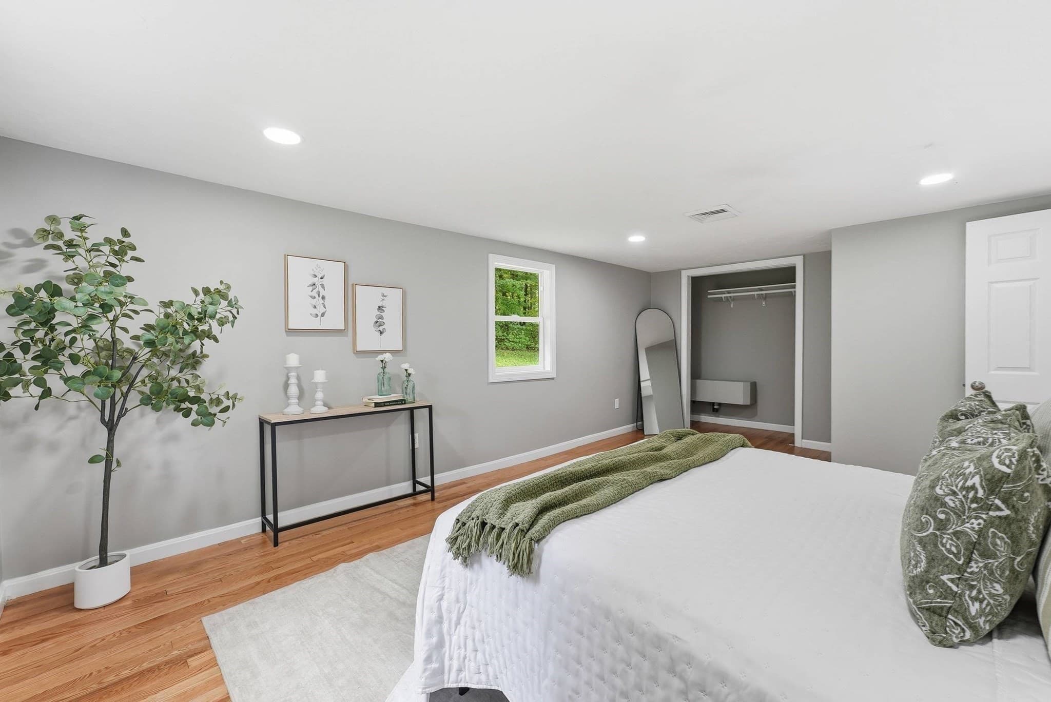 Single Family Residence at 49 Harrington Rd., Charlton MA 01507, Charlton, photo 15 of 34