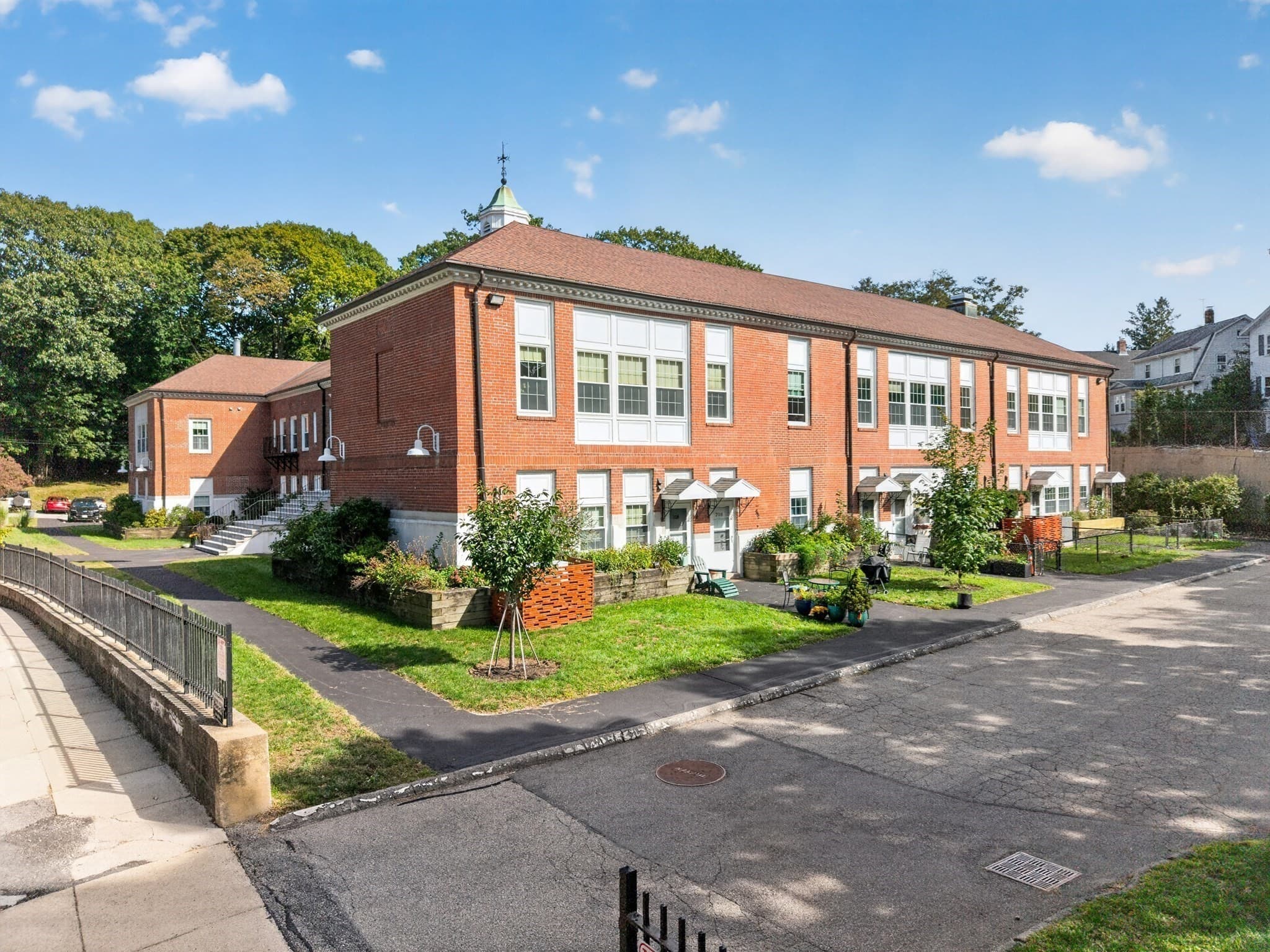 Condominium at 35 Eldridge Rd # 110, Boston MA 02130, Boston, photo 2 of 34