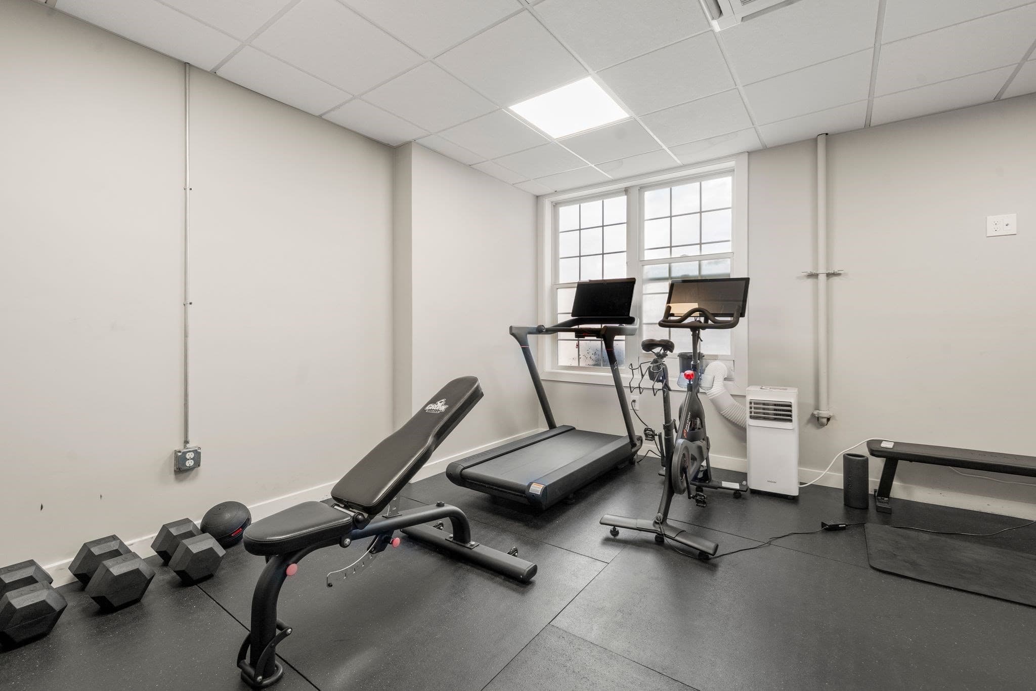 Condominium at 10 Everett # 401, Boston MA 02128, Boston, photo 31 of 37