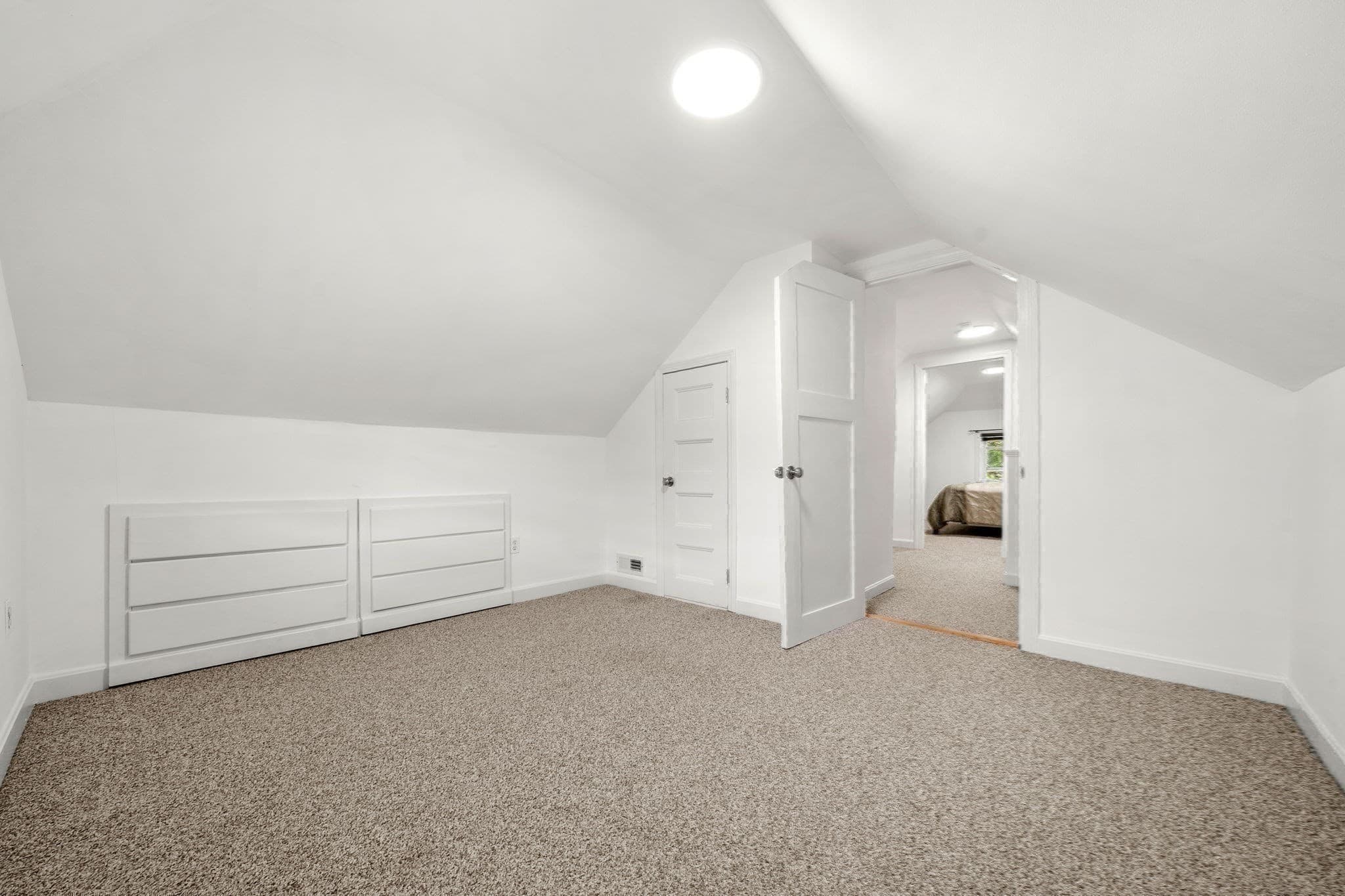 Single Family Residence at 24 Lakeview Ave, Taunton MA 02780, Taunton, photo 32 of 41