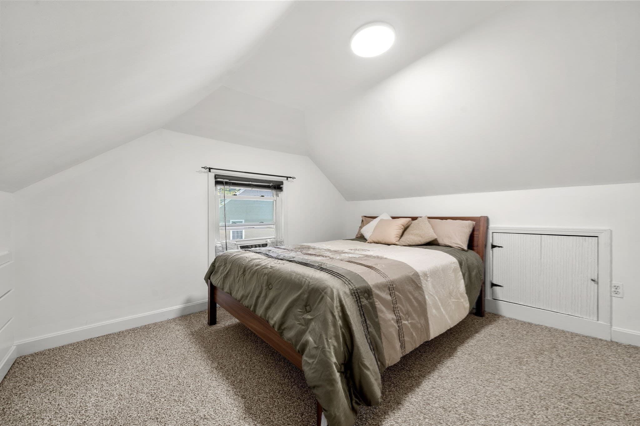 Single Family Residence at 24 Lakeview Ave, Taunton MA 02780, Taunton, photo 28 of 41