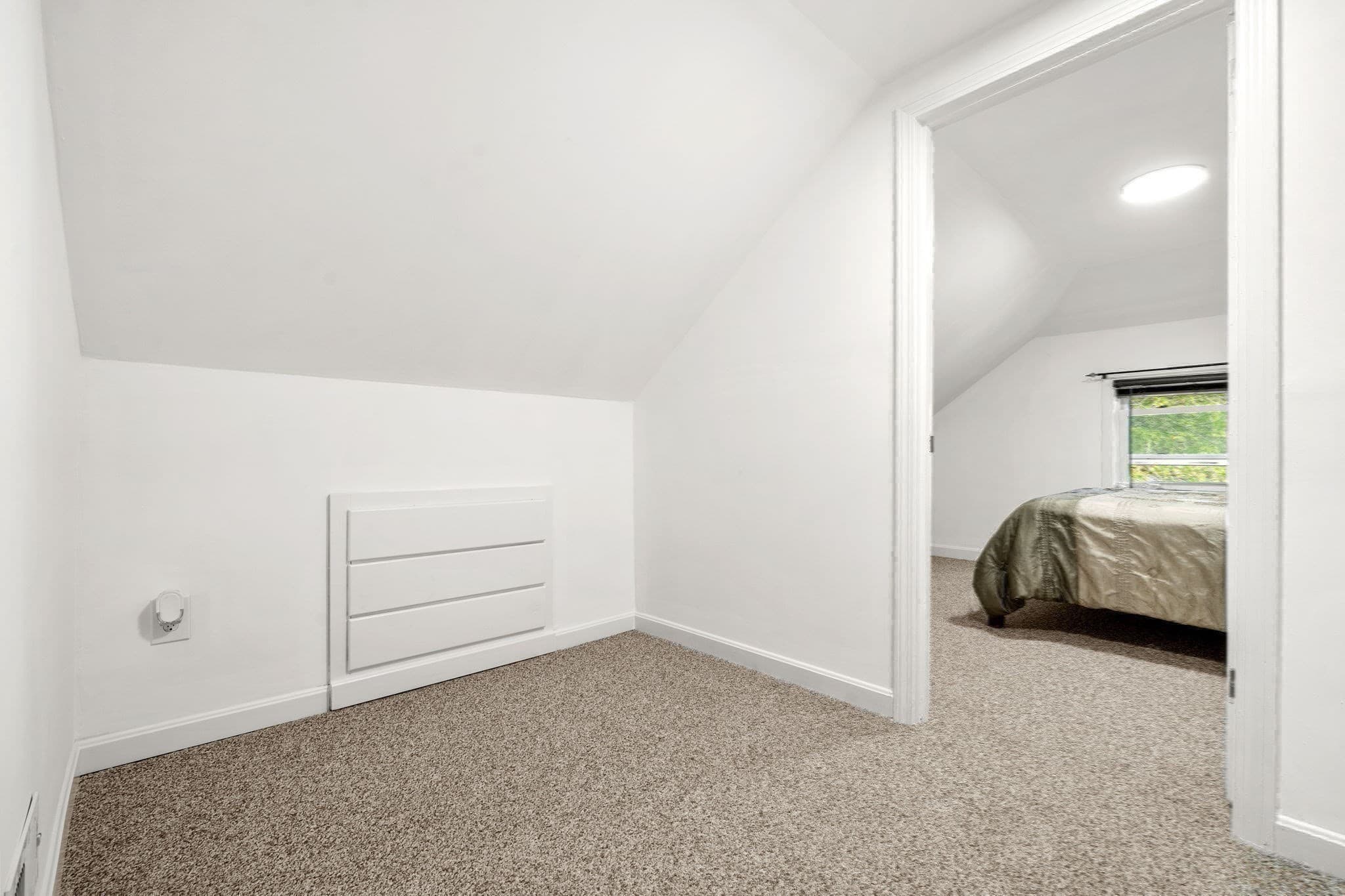 Single Family Residence at 24 Lakeview Ave, Taunton MA 02780, Taunton, photo 30 of 41