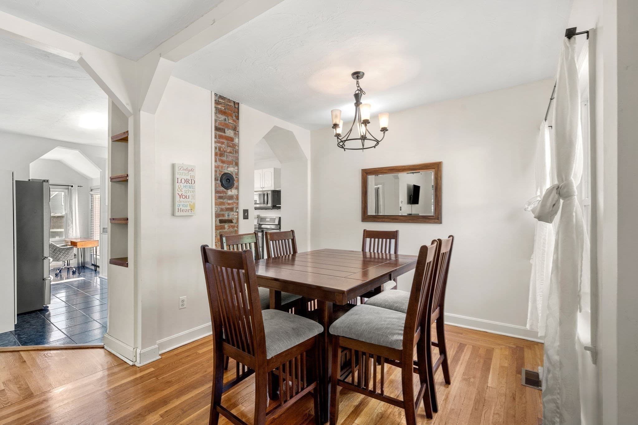 Single Family Residence at 24 Lakeview Ave, Taunton MA 02780, Taunton, photo 14 of 41