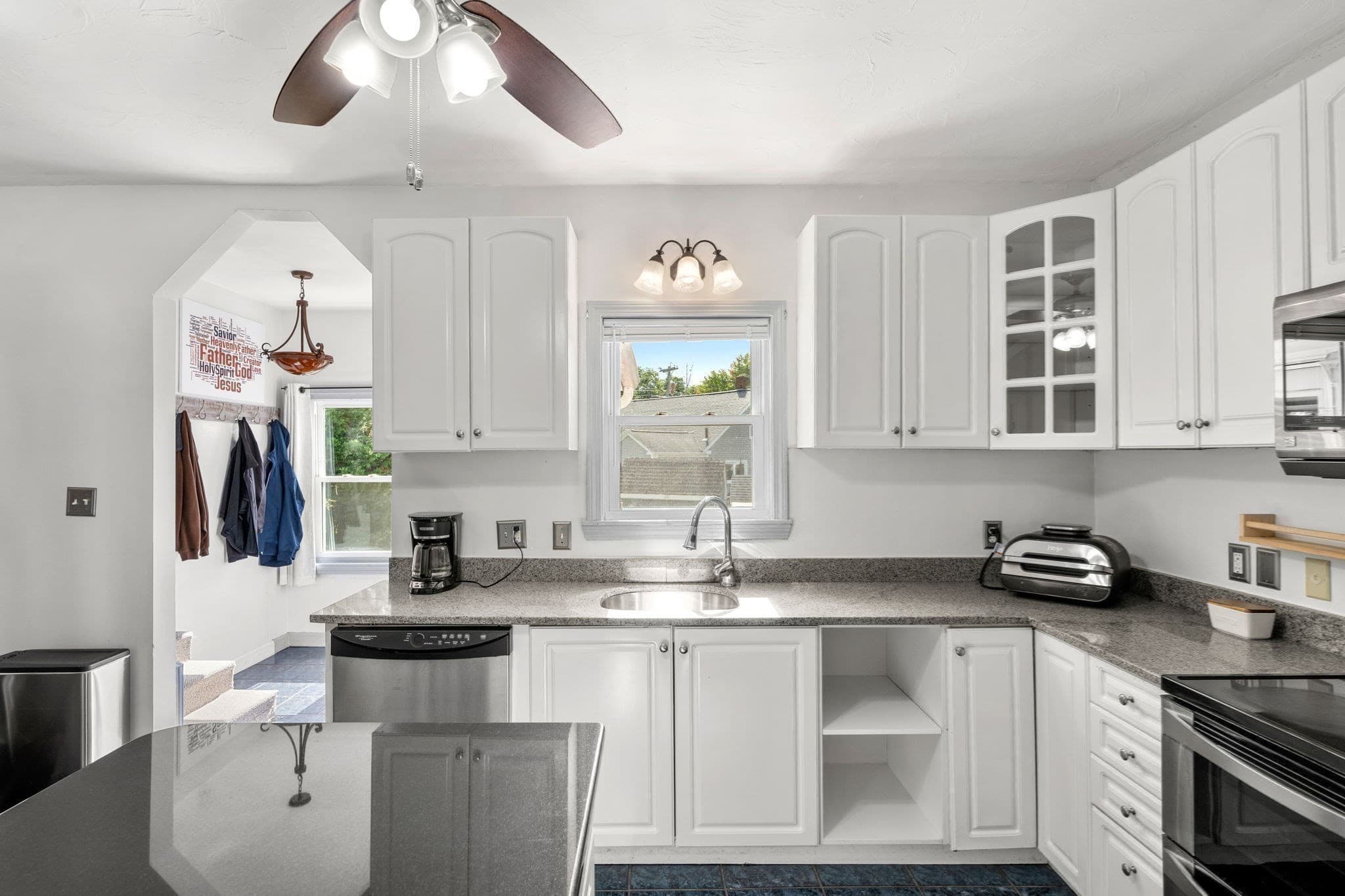 Single Family Residence at 24 Lakeview Ave, Taunton MA 02780, Taunton, photo 19 of 41