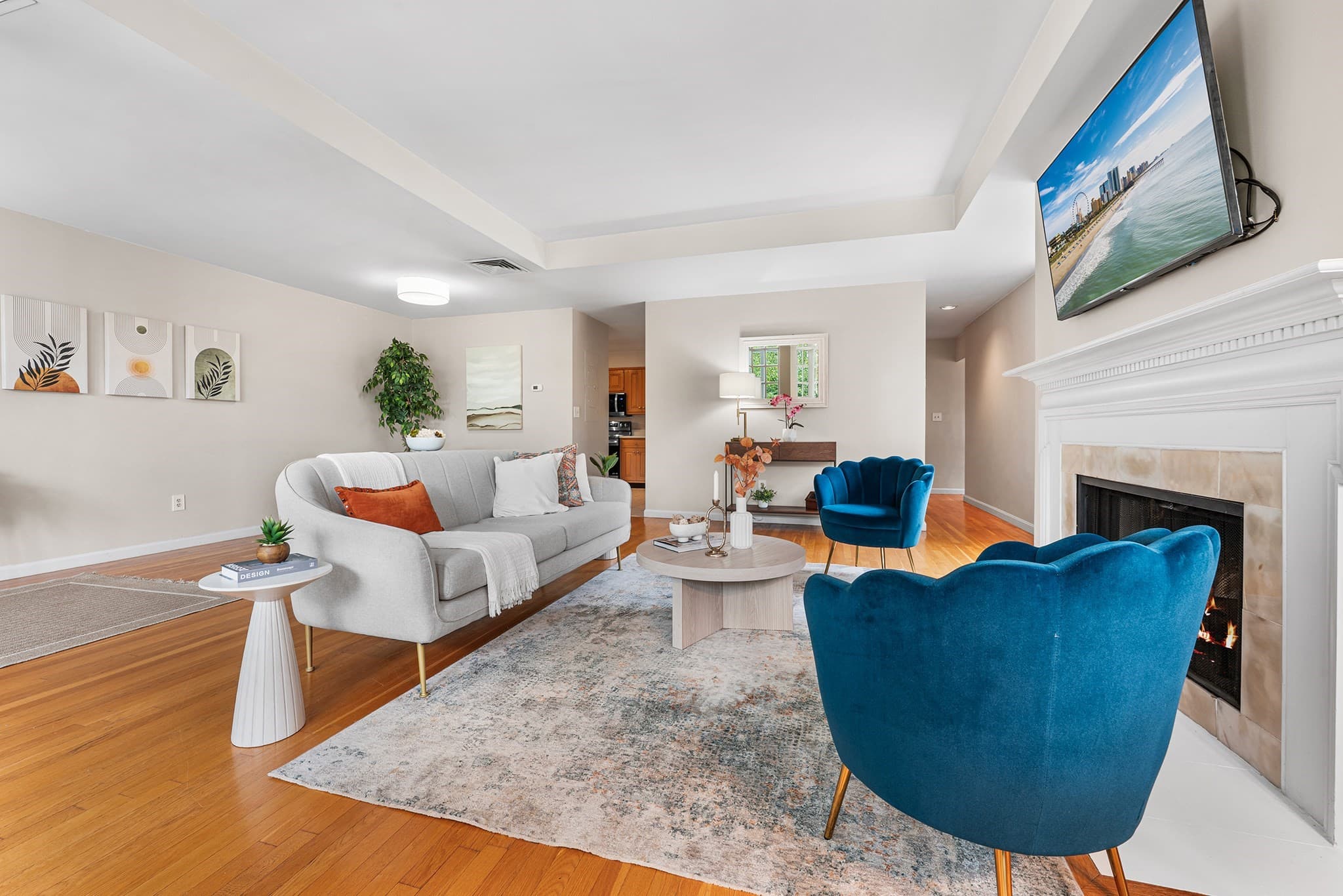 Condominium at 63 Garden Rd # 5, Wellesley MA 02481, Wellesley, photo 13 of 39