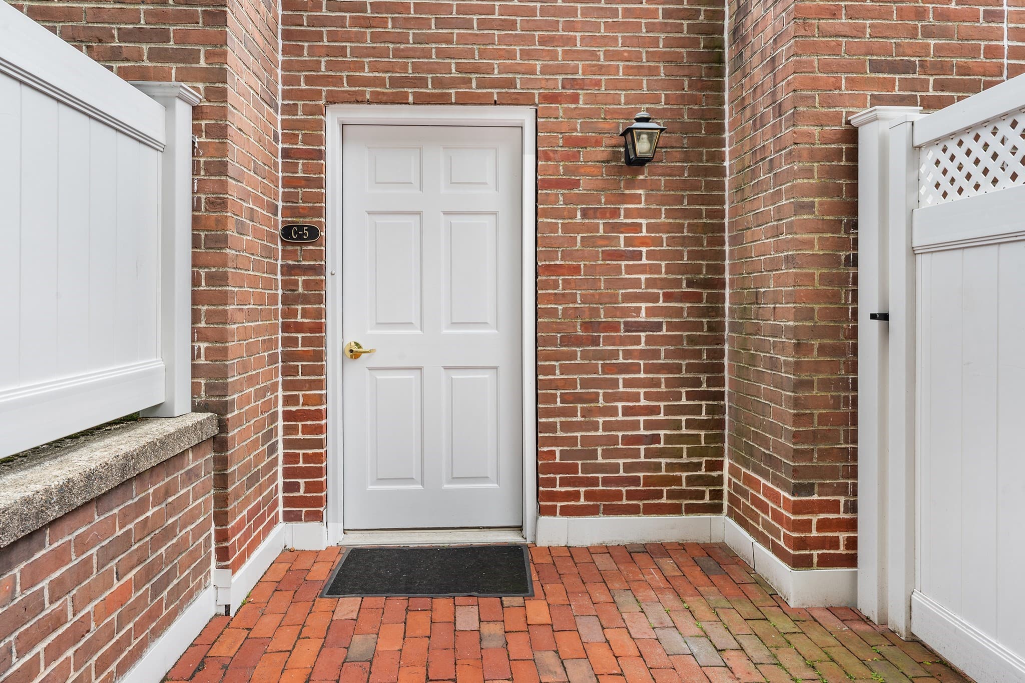 Condominium at 63 Garden Rd # 5, Wellesley MA 02481, Wellesley, photo 10 of 39