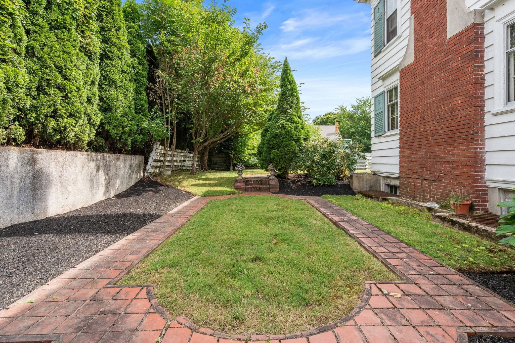 Single Family Residence at 2 Military Rd, Worcester MA 01609, Worcester, photo 28 of 39
