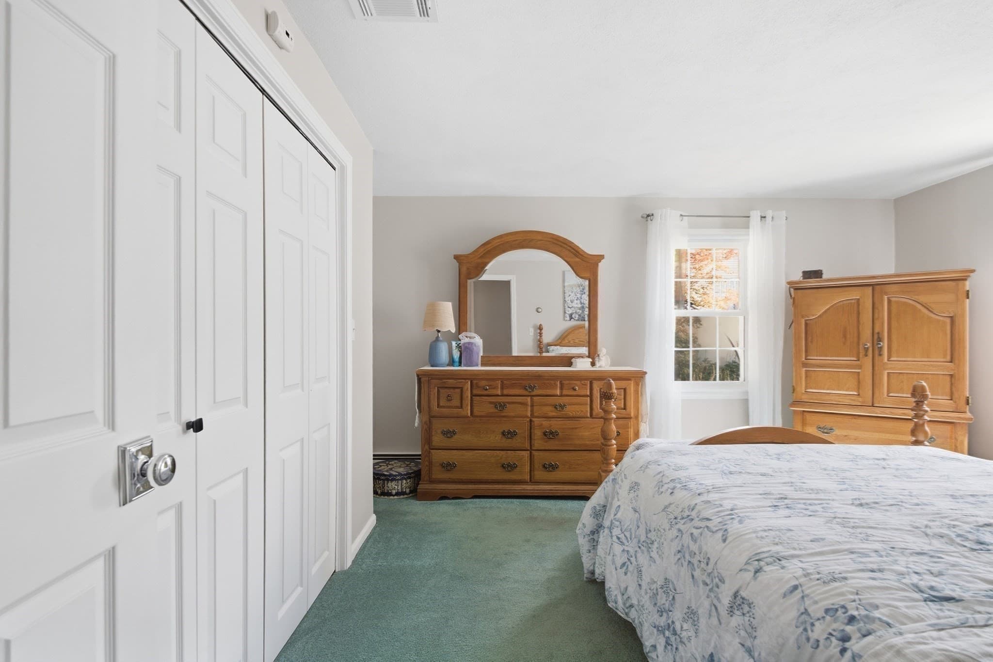 Single Family Residence at 136 Maplewood Rd, Lynn MA 01904, Lynn, photo 17 of 37
