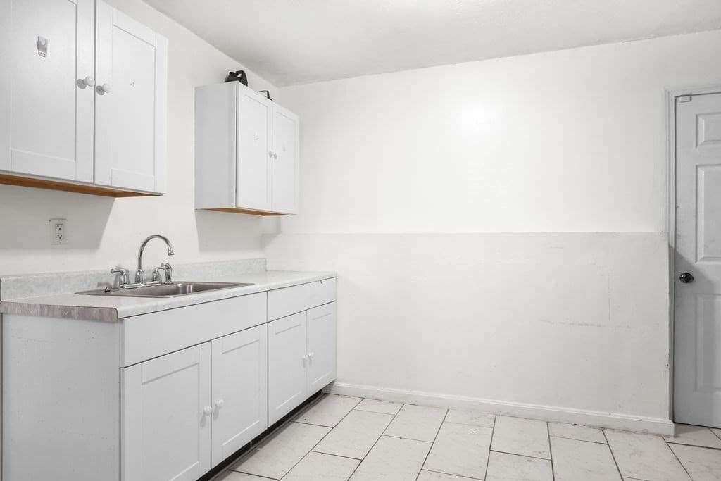 Single Family Residence at 39 Frost Ave, Brockton MA 02301, Brockton, photo 16 of 30