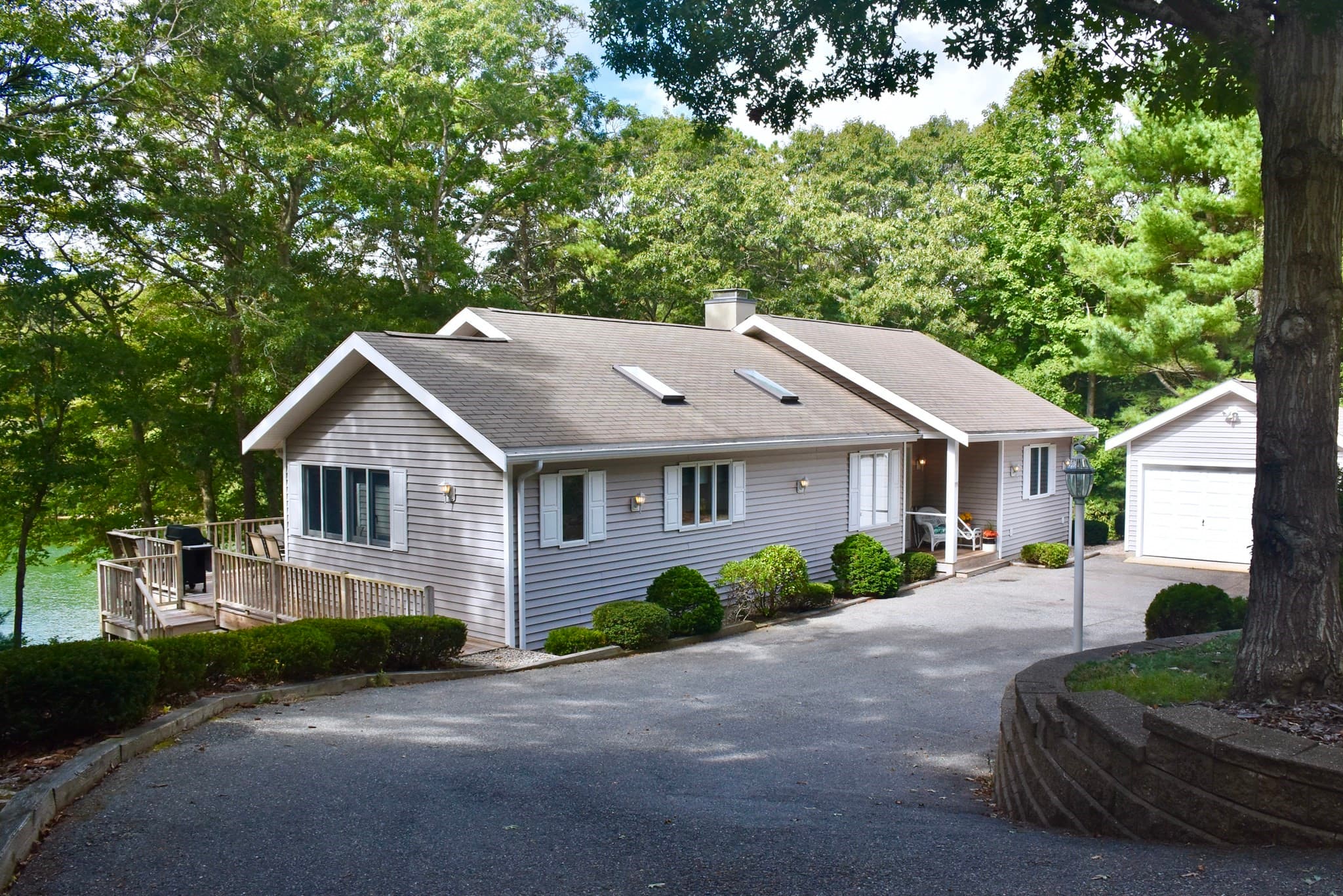 195 Lake Shore Dr, Barnstable MA 02648