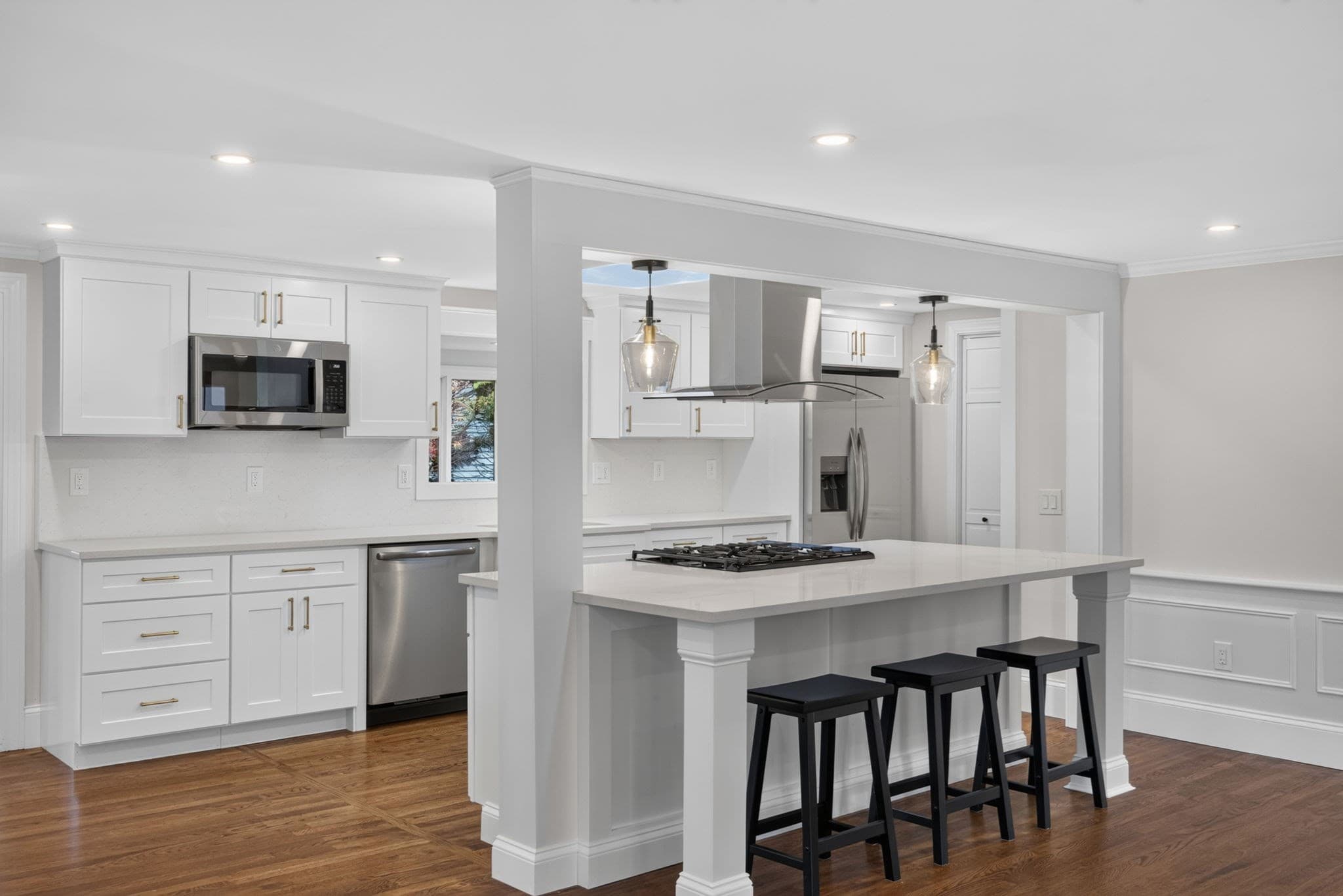 Single Family Residence at 2 Par 3 Drive, Yarmouth MA 02664, Yarmouth, photo 5 of 38