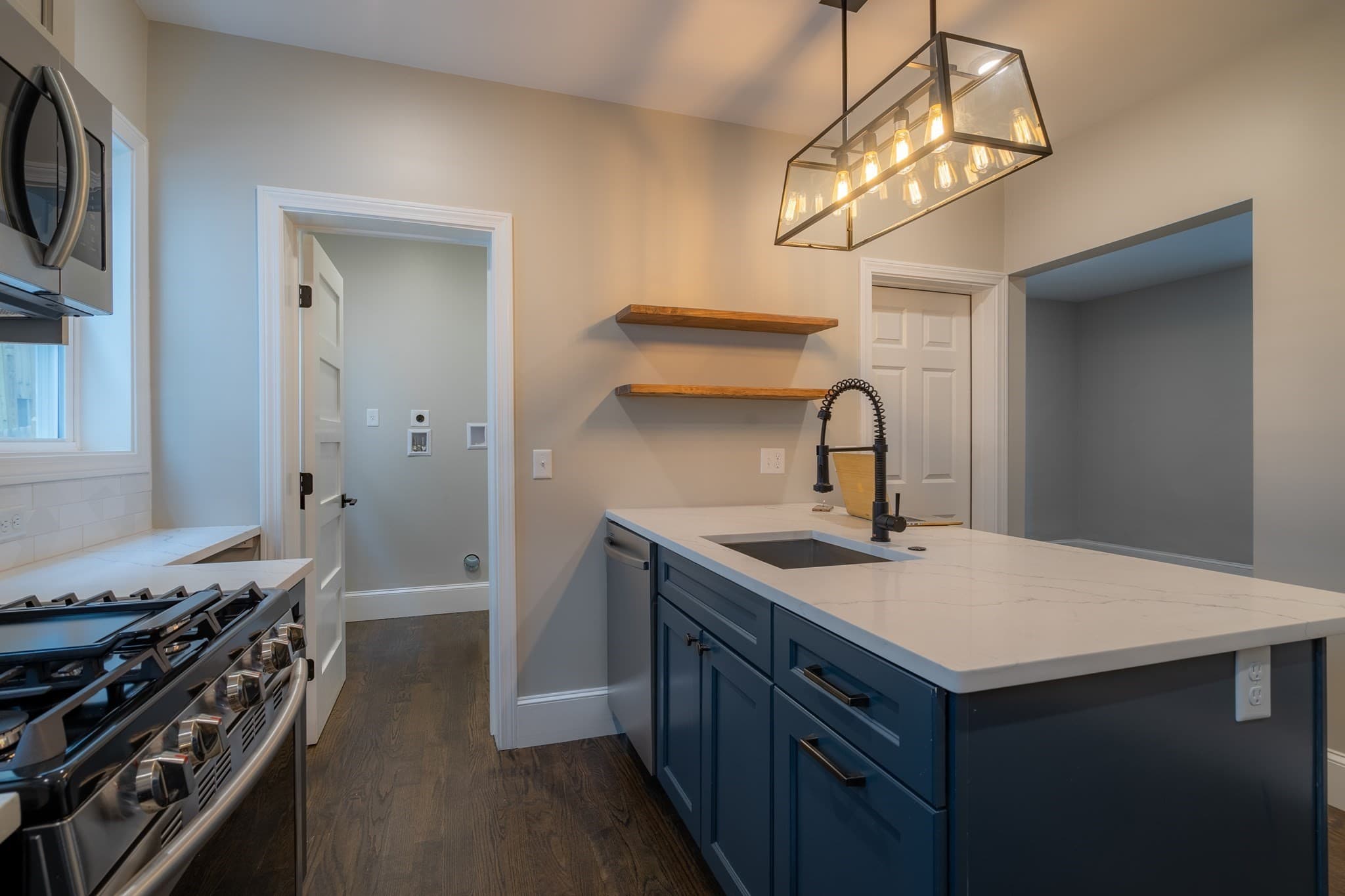 Condominium at 101 Draper St # 1, Boston MA 02122, Boston, photo 4 of 15