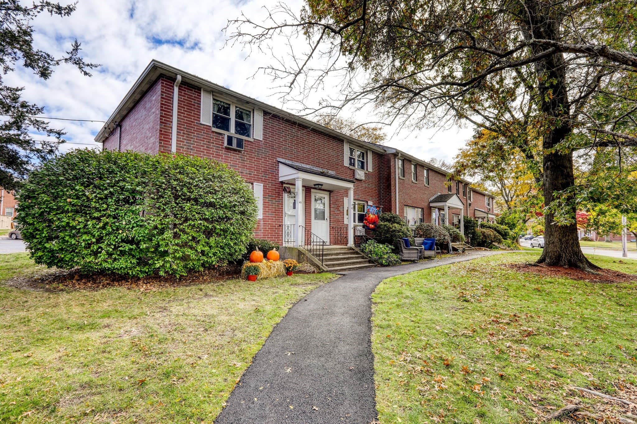 Condominium at 49 Kingston # 0, North Andover MA 01845, North Andover, photo 2 of 32