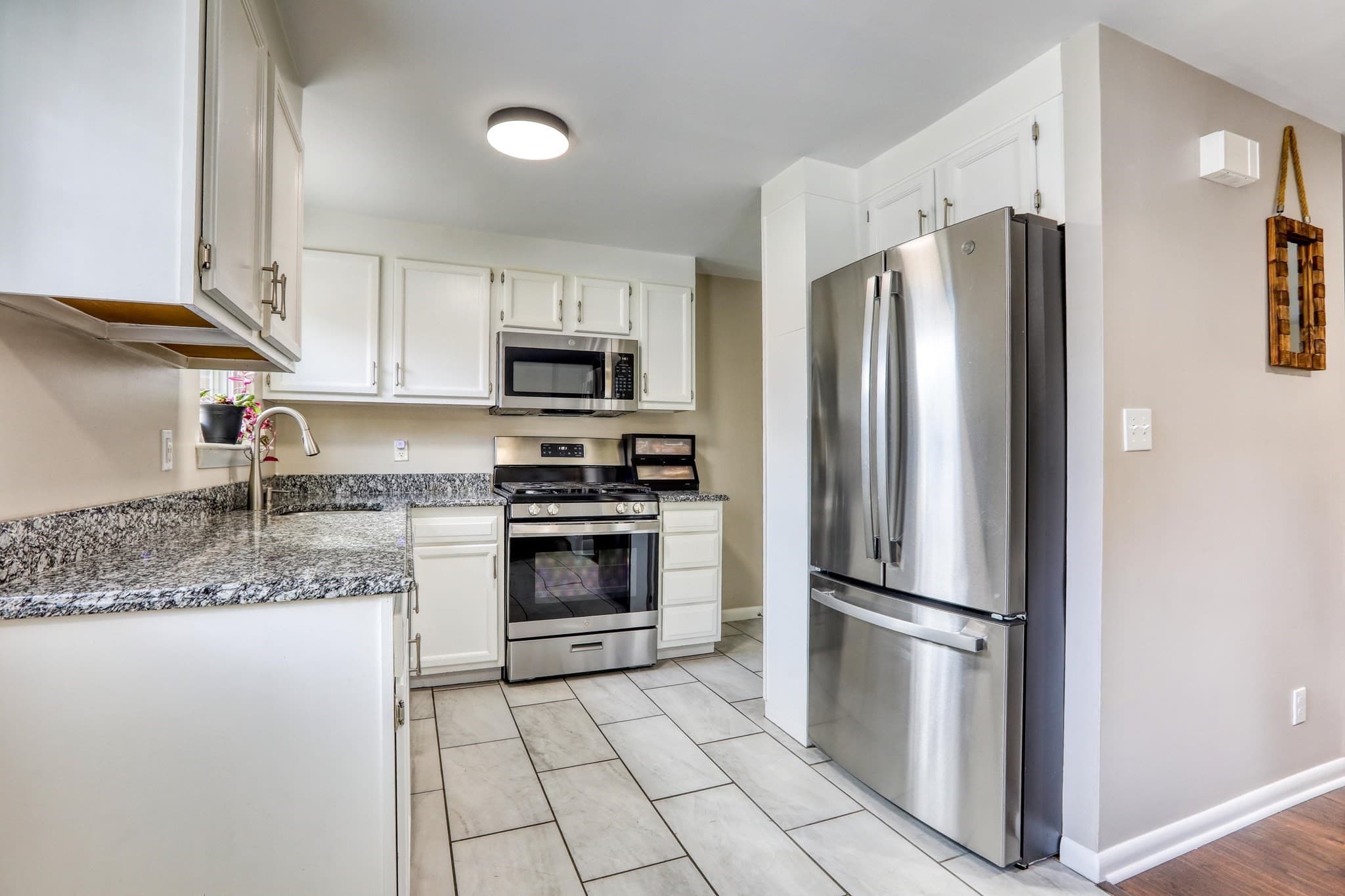 Condominium at 49 Kingston # 0, North Andover MA 01845, North Andover, photo 11 of 32