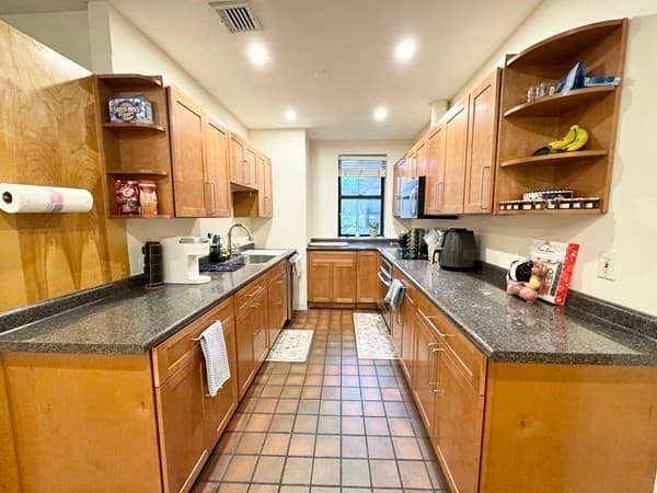 96 Gainsborough Street # 103W, Boston MA 02115