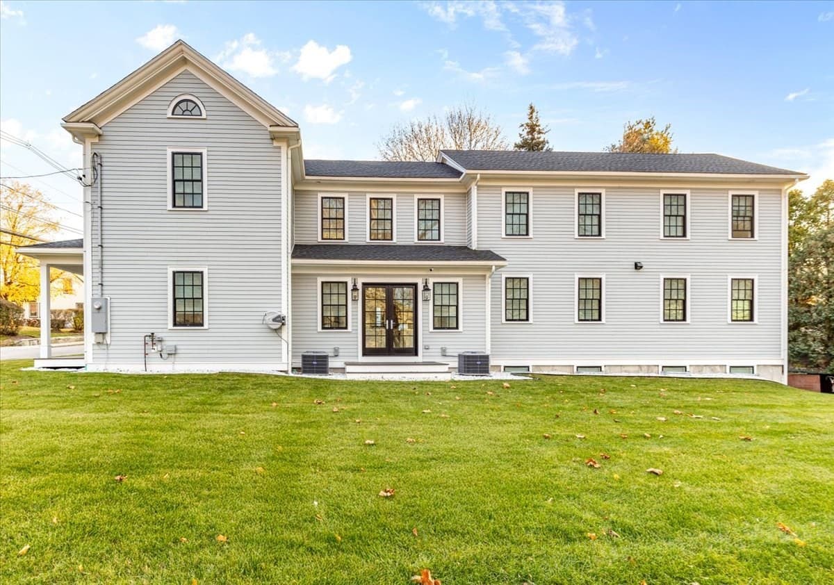 Single Family Residence at 959 Chestnut Street, Newton MA 02464, Newton, photo 6 of 42