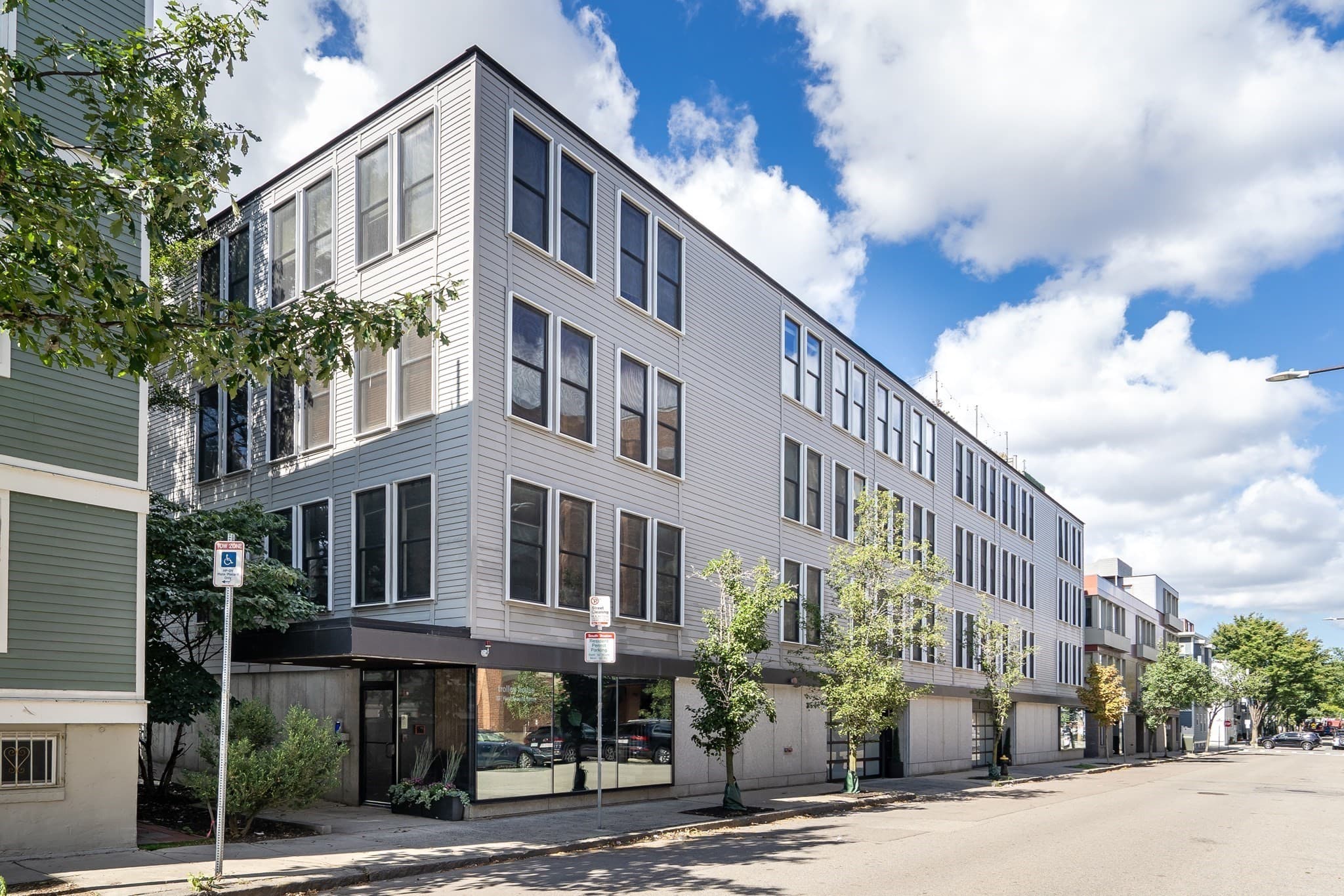 337 W 2nd St # 17, Boston MA 02127