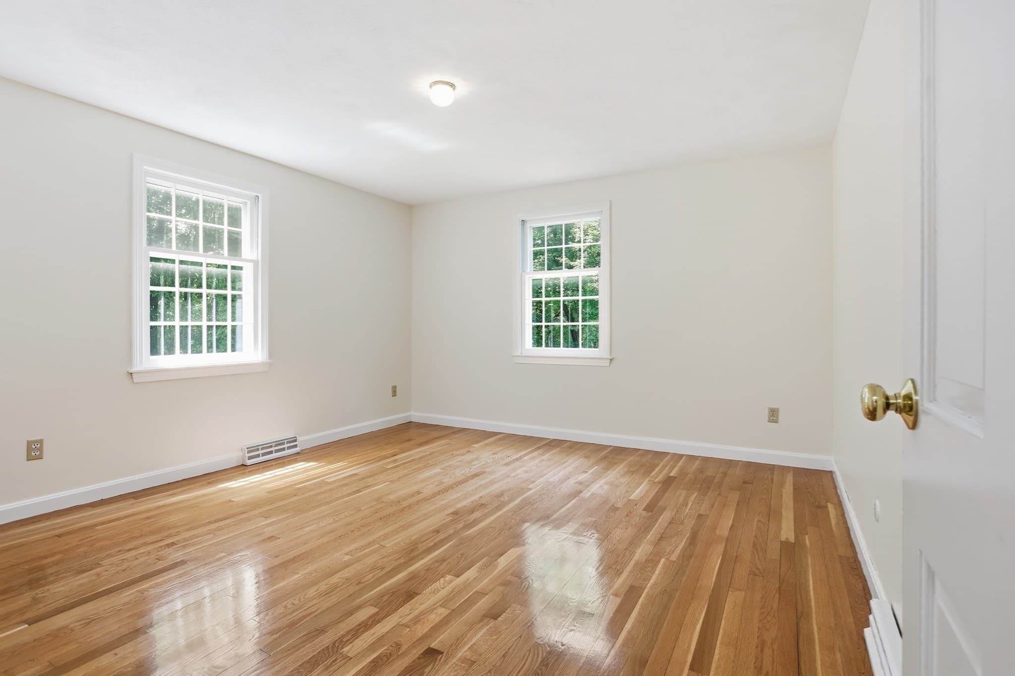 Single Family Residence at 10 Beaver Dam Dr, Westford MA 01886, Westford, photo 20 of 42