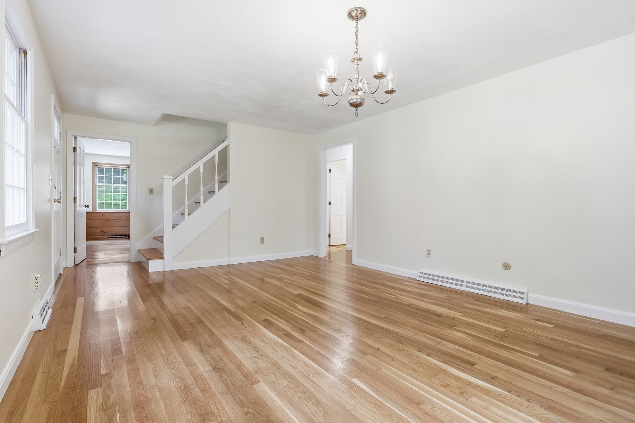Single Family Residence at 10 Beaver Dam Dr, Westford MA 01886, Westford, photo 9 of 42