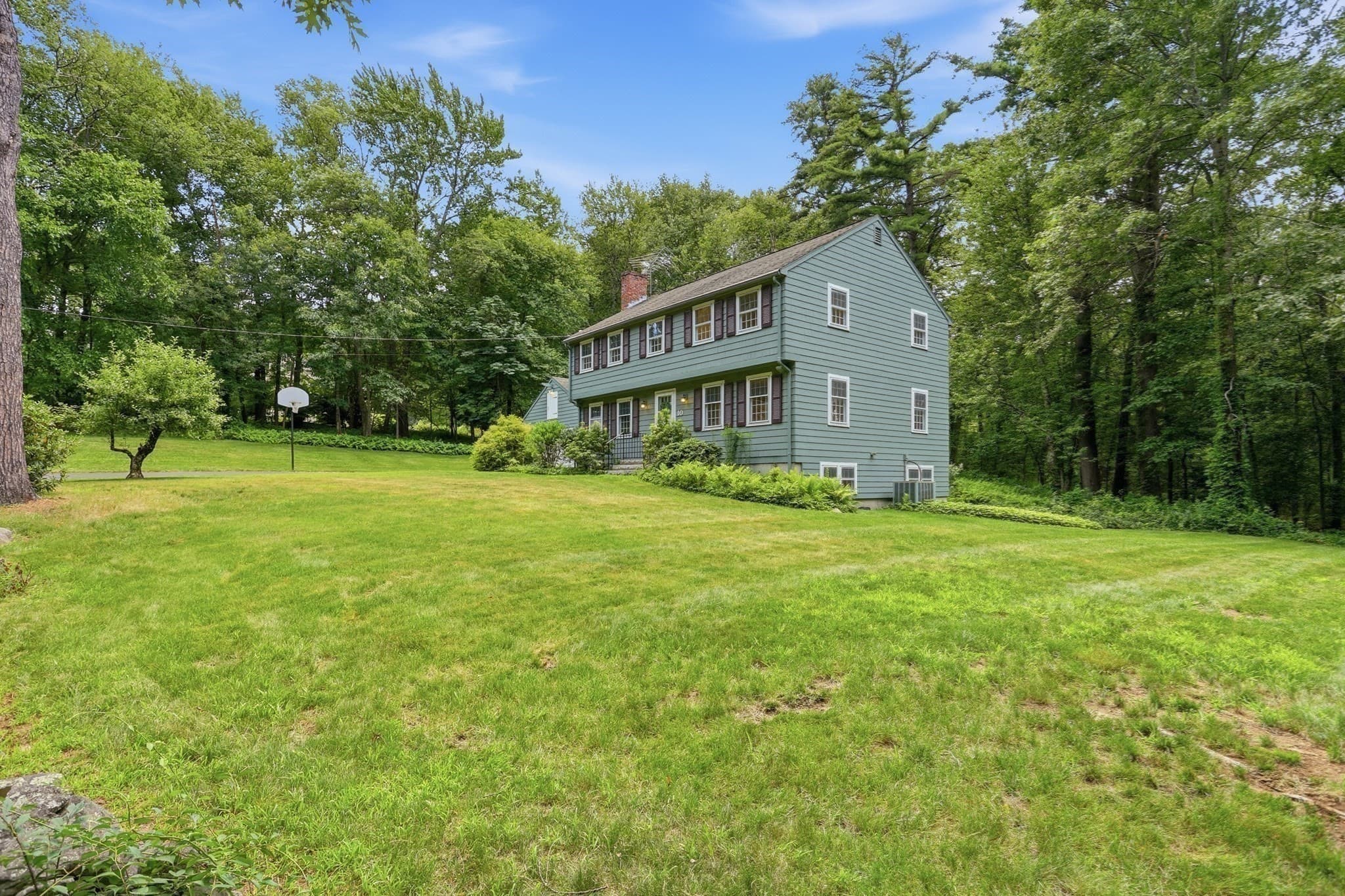 Single Family Residence at 10 Beaver Dam Dr, Westford MA 01886, Westford, photo 34 of 42