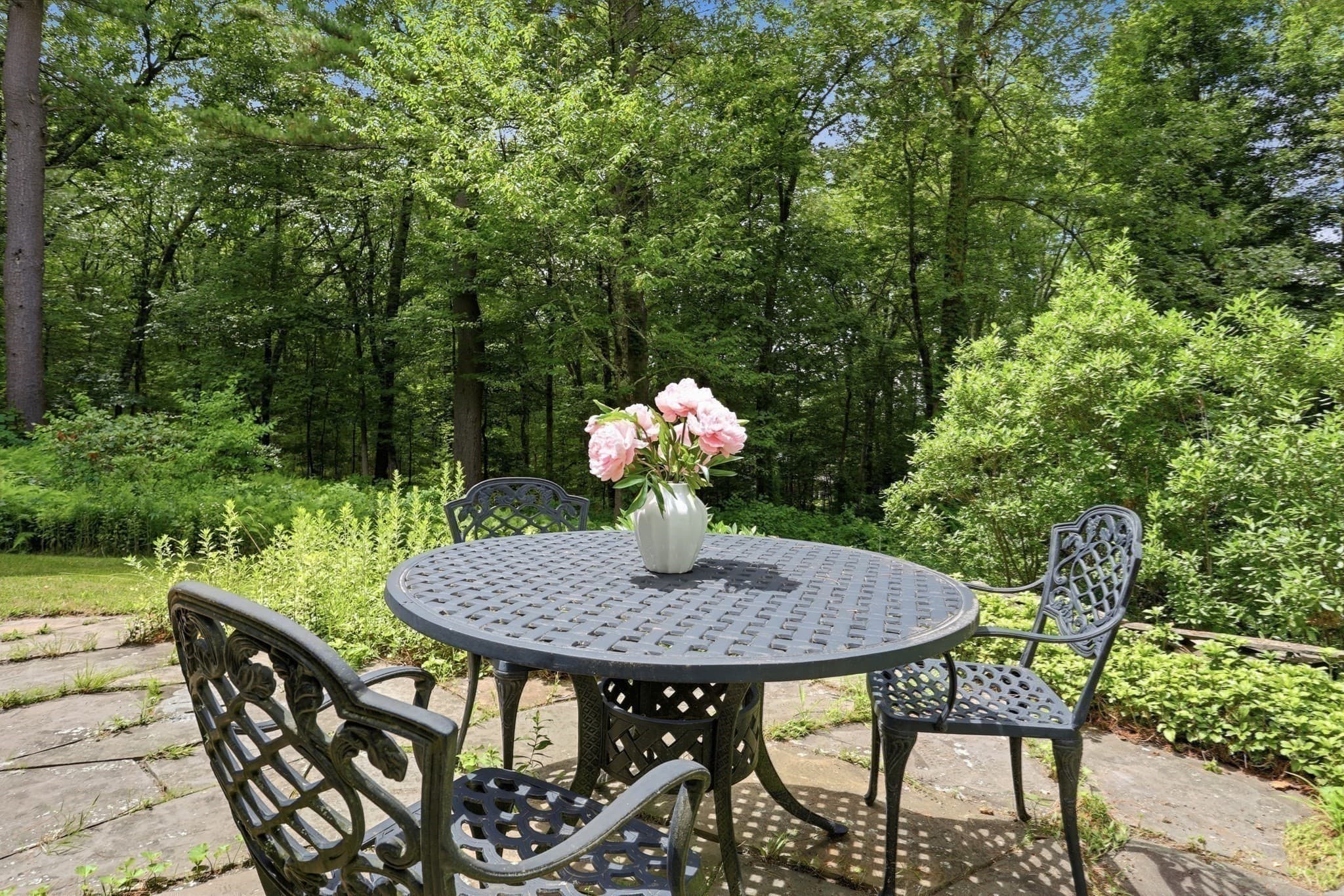 Single Family Residence at 10 Beaver Dam Dr, Westford MA 01886, Westford, photo 38 of 42