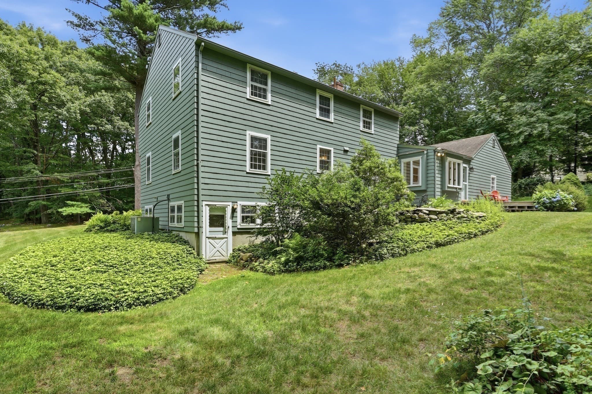 Single Family Residence at 10 Beaver Dam Dr, Westford MA 01886, Westford, photo 35 of 42