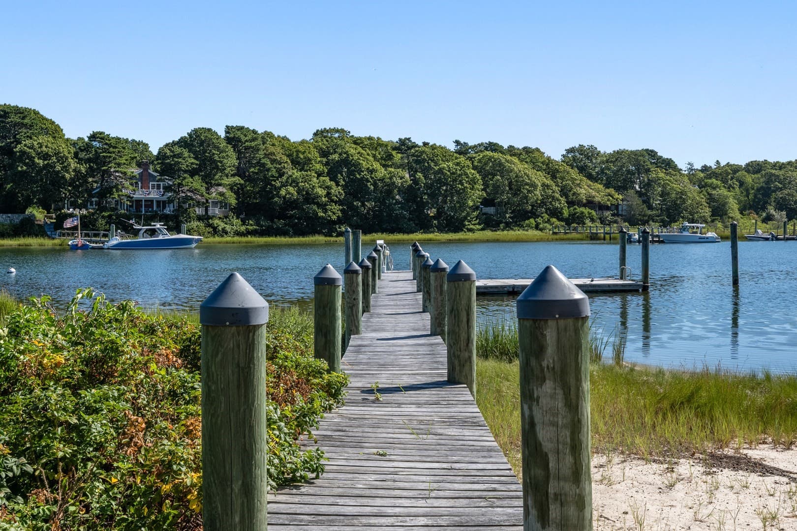 Single Family Residence at 74 Garrison Ln, Barnstable MA 02655, Barnstable, photo 5 of 42