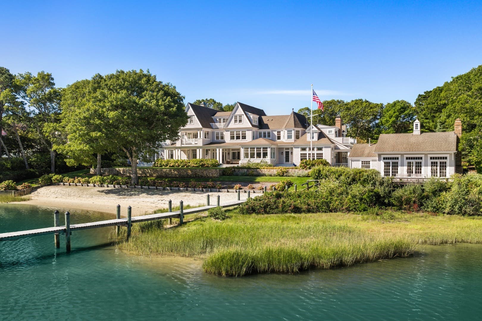 Single Family Residence at 74 Garrison Ln, Barnstable MA 02655, Barnstable, photo 4 of 42