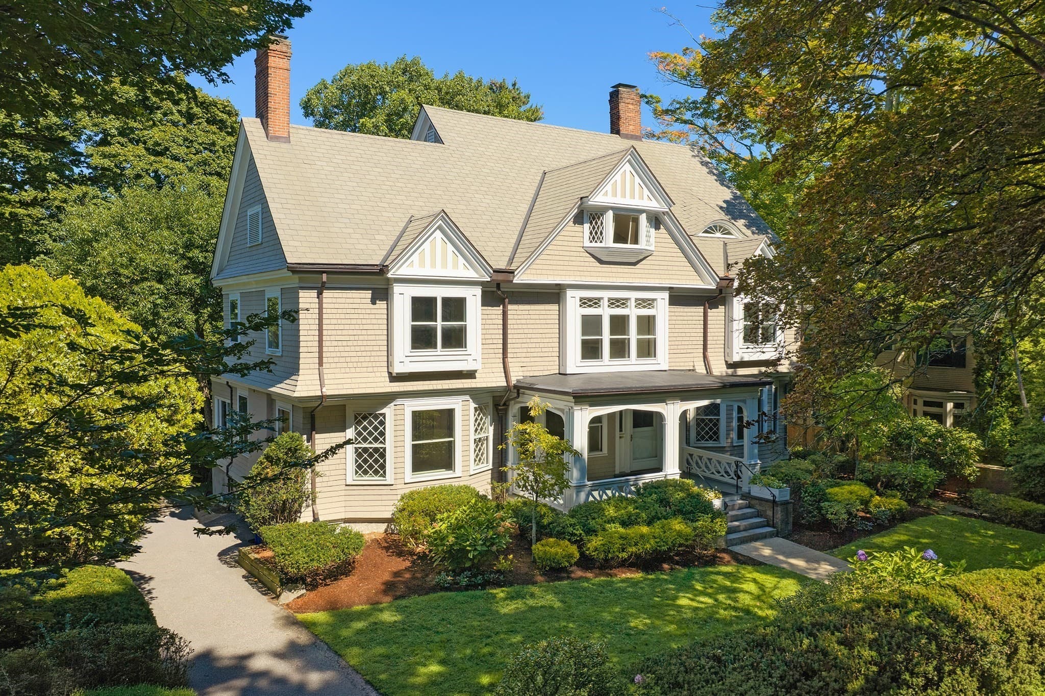 115 Dean Rd, Brookline MA 02445