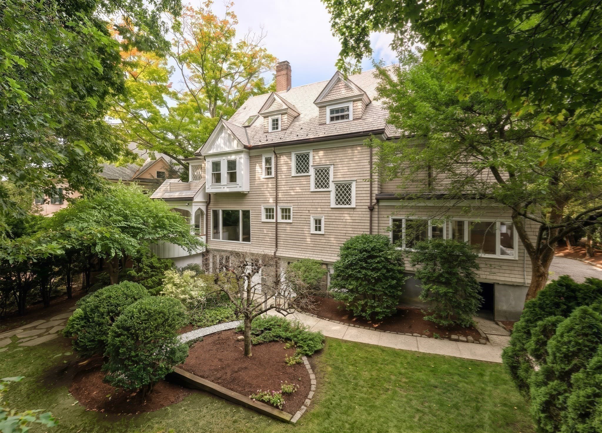 Single Family Residence at 115 Dean Rd, Brookline MA 02445, Brookline, photo 21 of 23