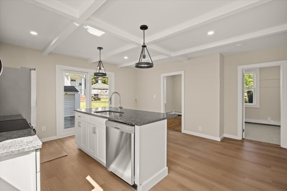 Single Family Residence at 5 Maxwell Street # 5, Taunton MA 02780, Taunton, photo 8 of 17