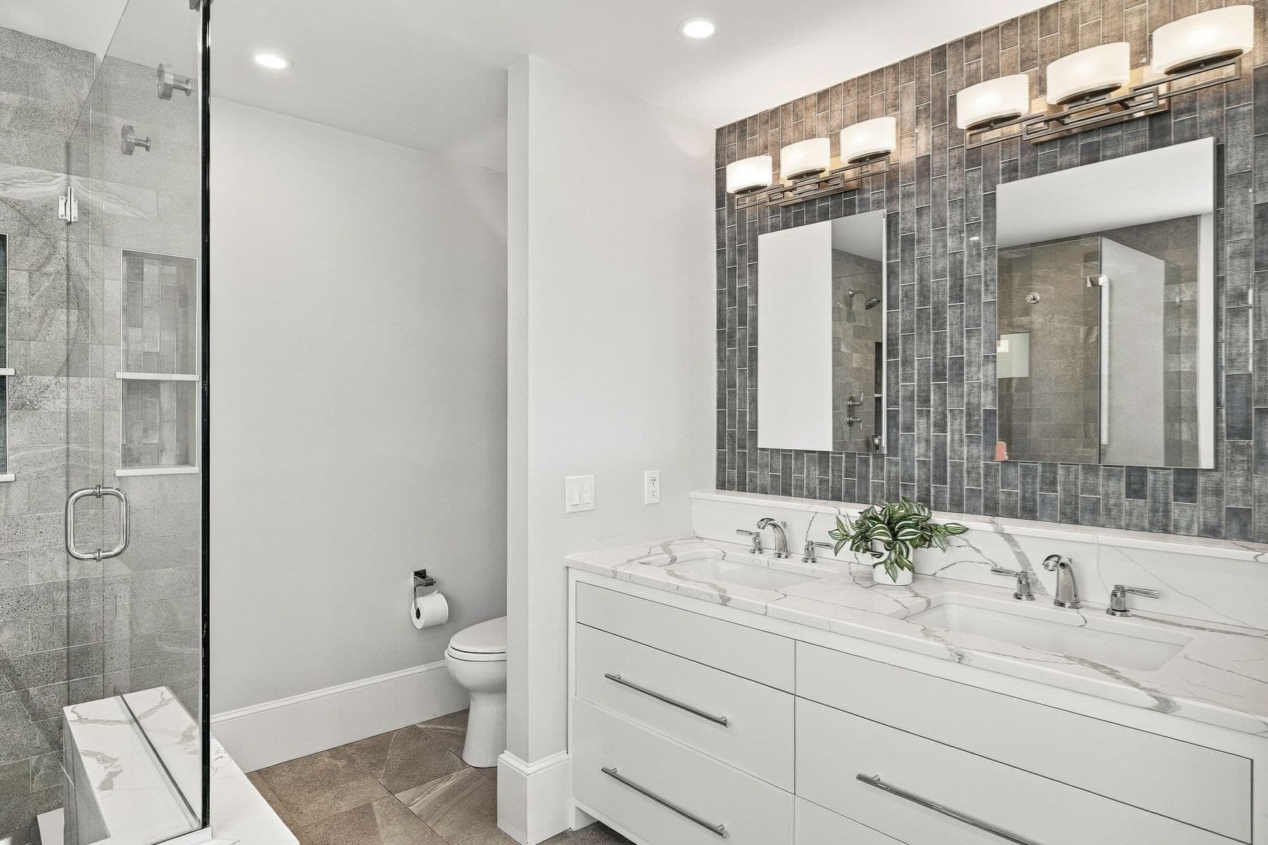 Condominium at 32 Preston Ct # 32, Swampscott MA 01907, Swampscott, photo 23 of 38