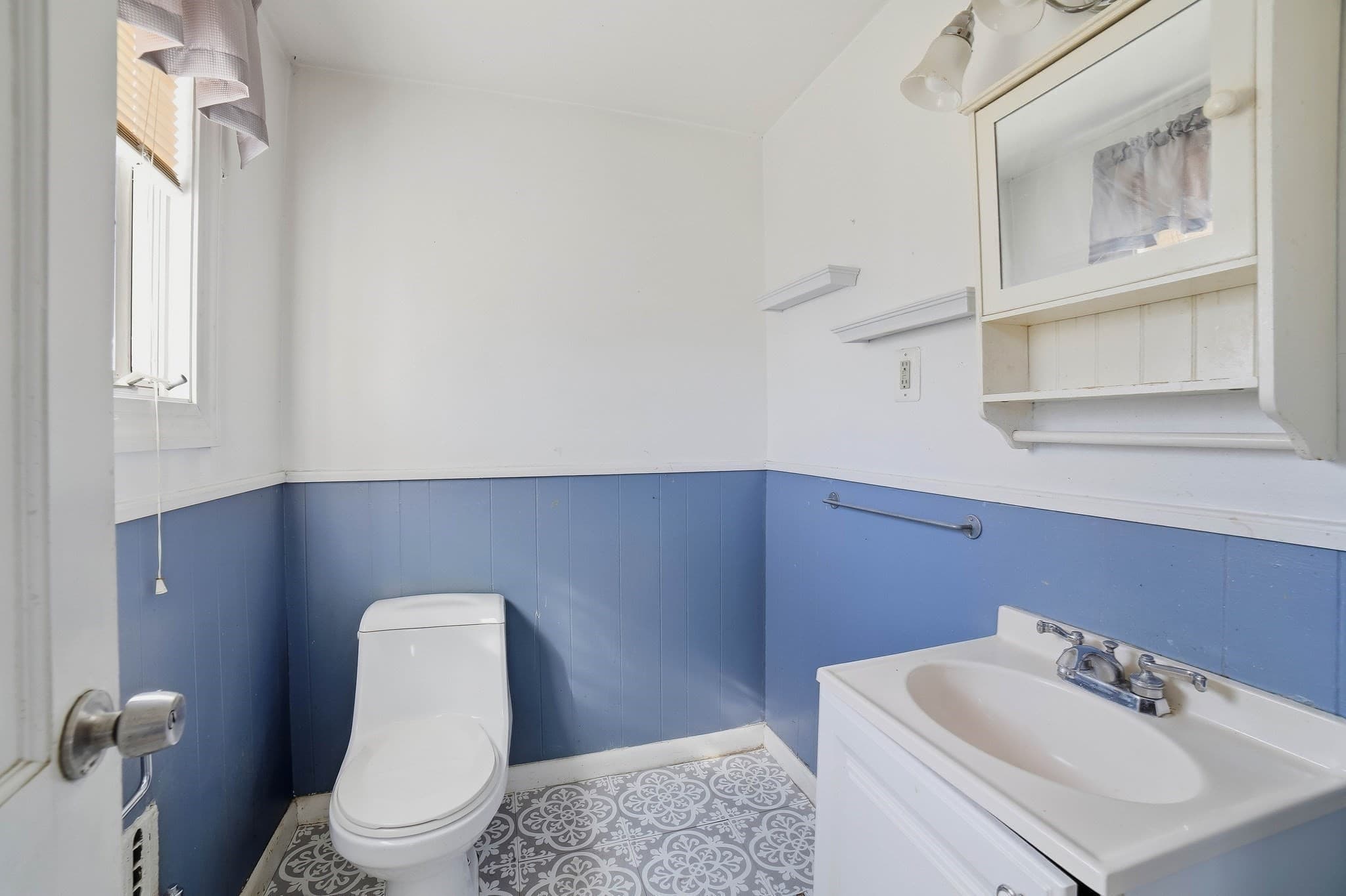Single Family Residence at 36 Putnam Ave, Lowell MA 01851, Lowell, photo 14 of 35
