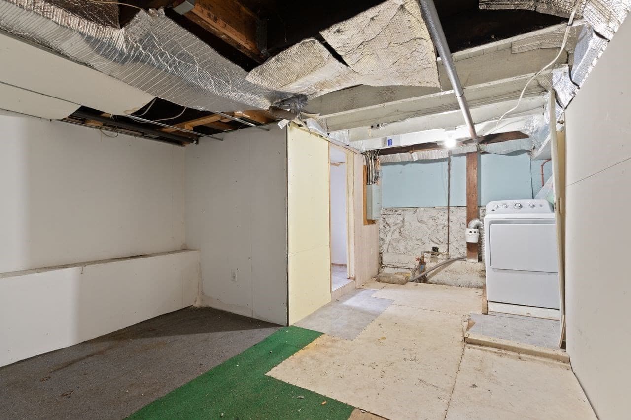Single Family Residence at 75 Sterling Ave, Brockton MA 02305, Brockton, photo 27 of 36
