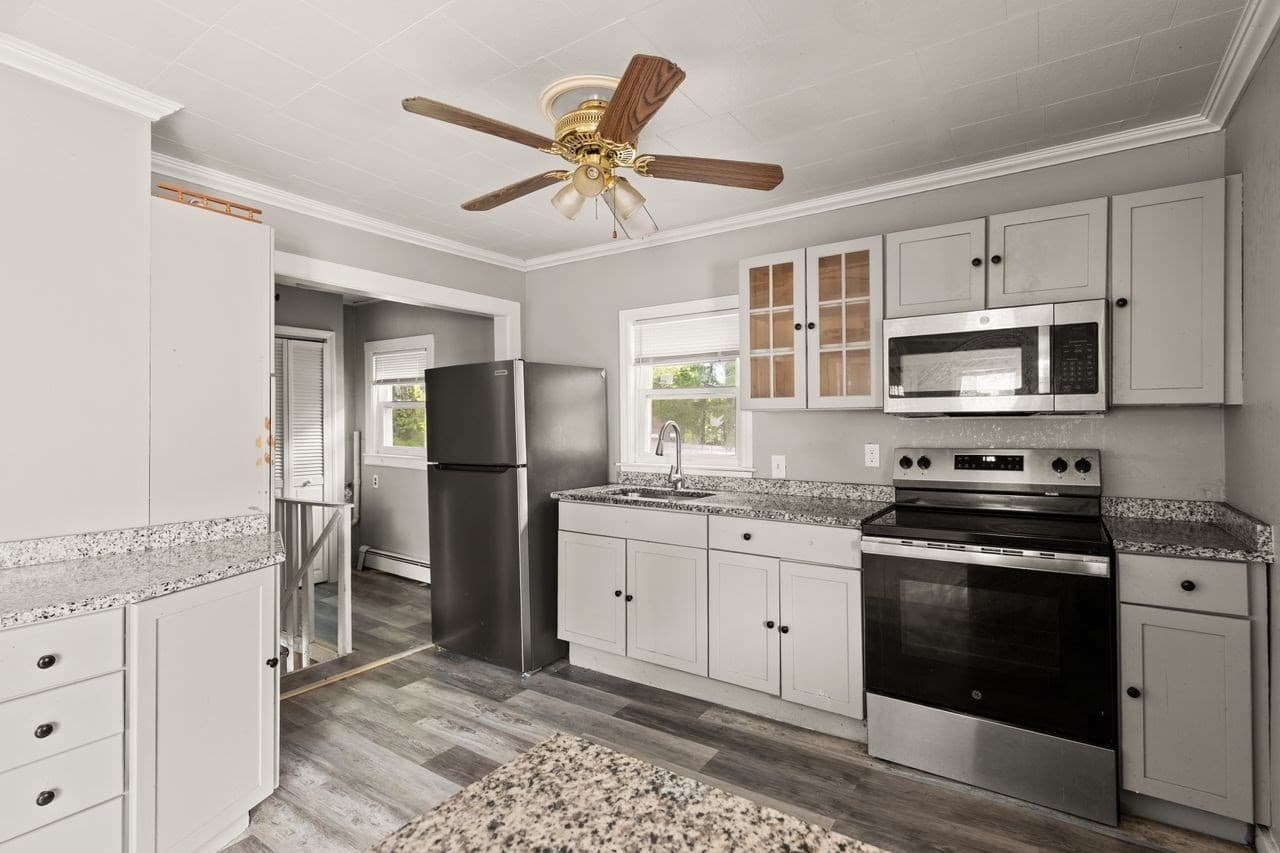 Single Family Residence at 75 Sterling Ave, Brockton MA 02305, Brockton, photo 10 of 36