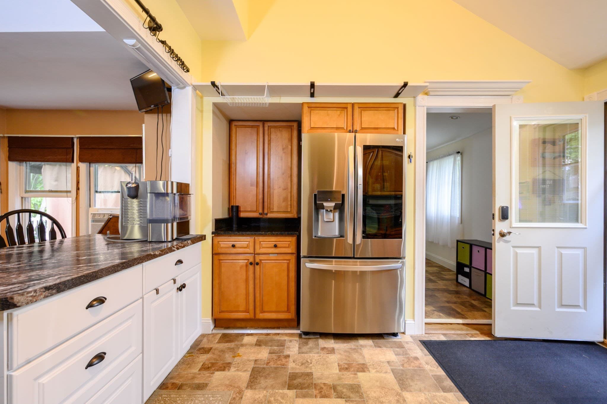 Single Family Residence at 43 Furnace Ln, Pembroke MA 02359, Pembroke, photo 6 of 34